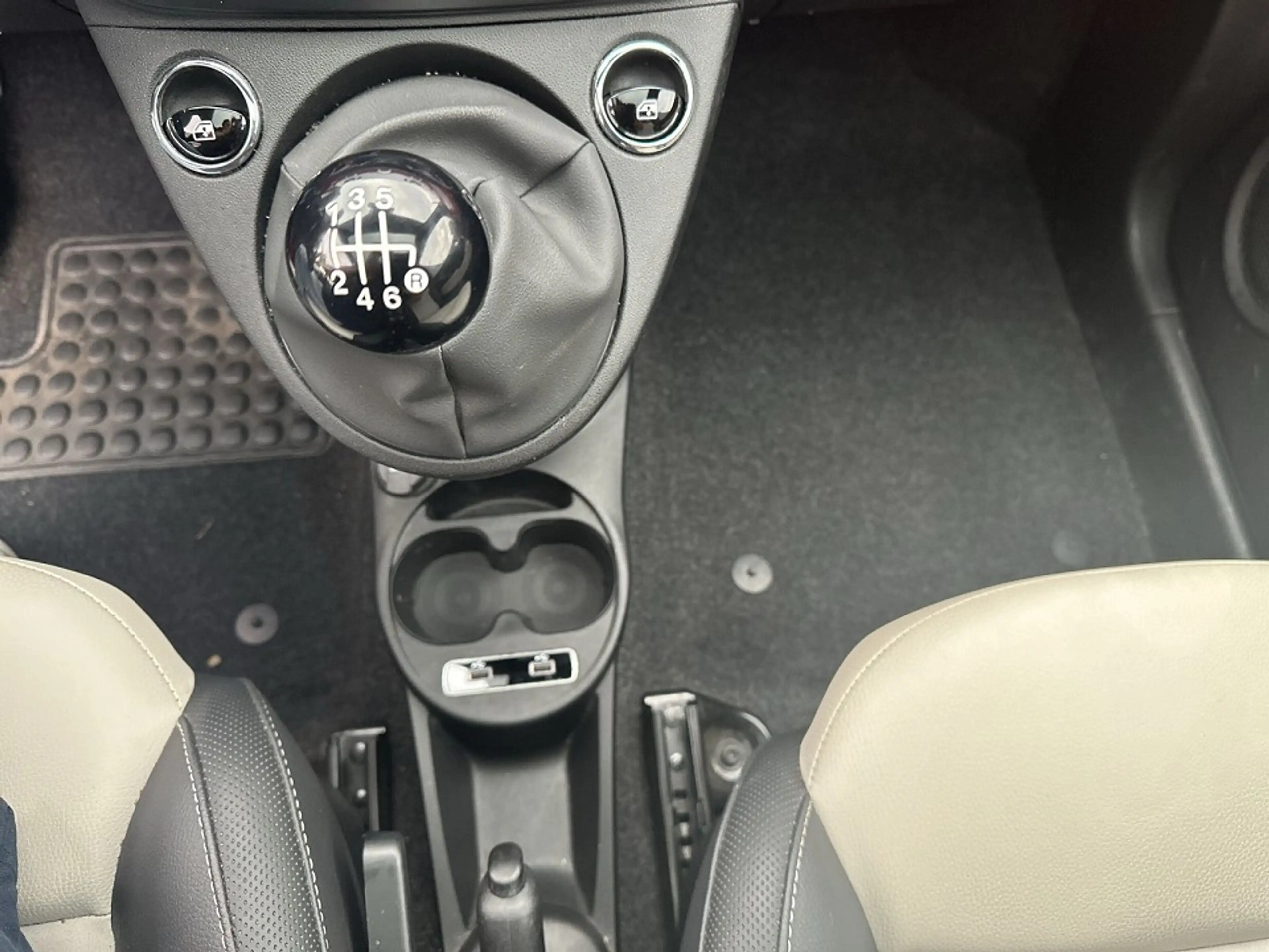 Fiat 500 1.0 Mild Hybrid Dolcevita *Panorama*Allwetterreife — photo 21