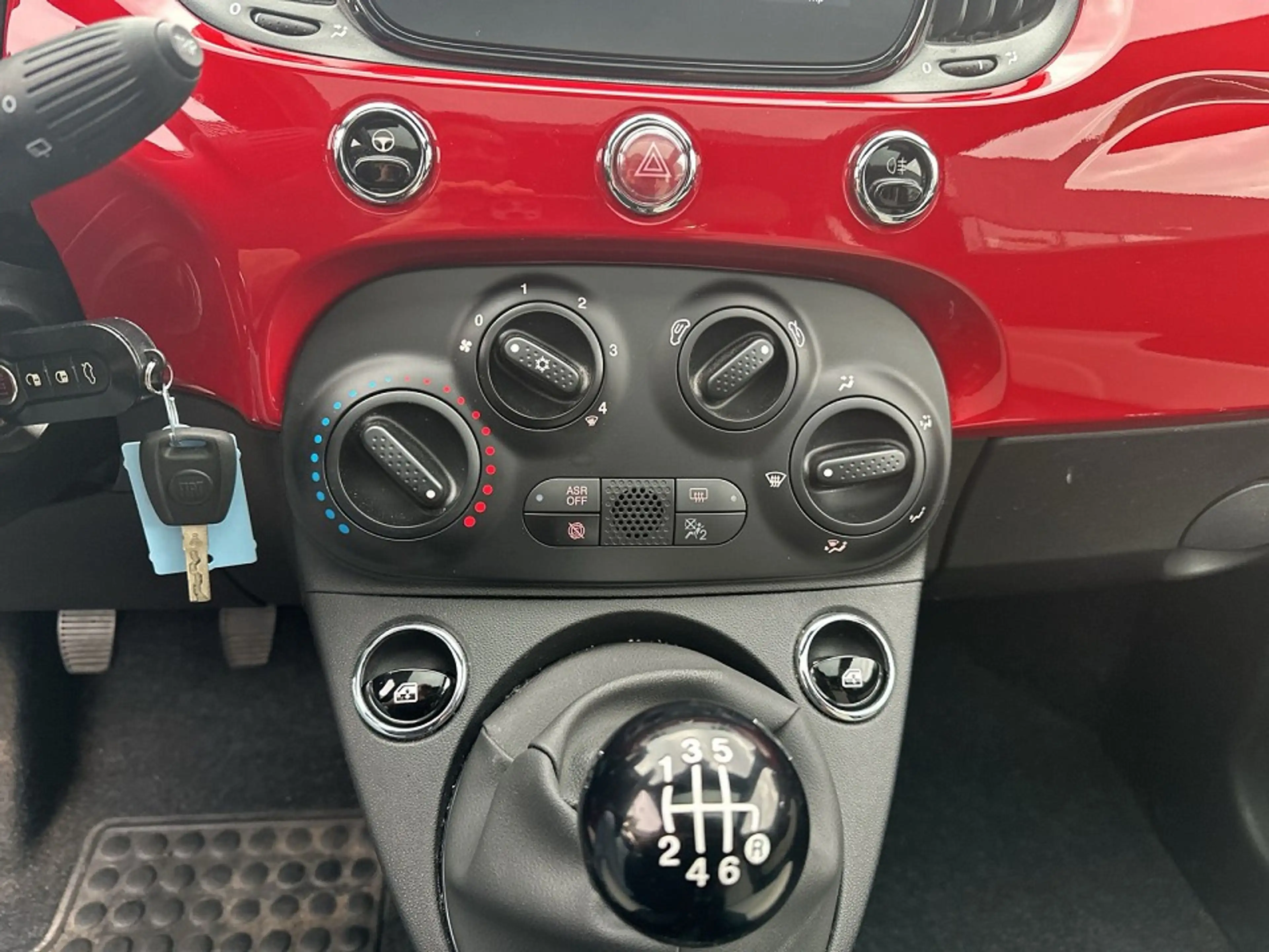 Fiat 500 1.0 Mild Hybrid Dolcevita *Panorama*Allwetterreife — photo 19