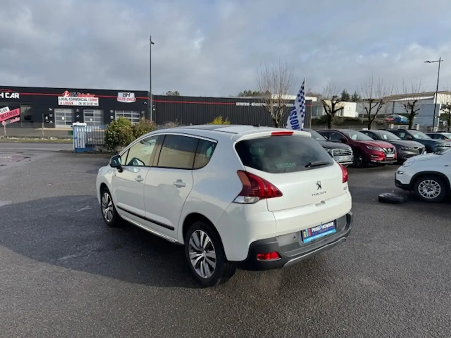 Peugeot 3008 1.2 PURETECH 130CH CROSSWAY Blanc - 2