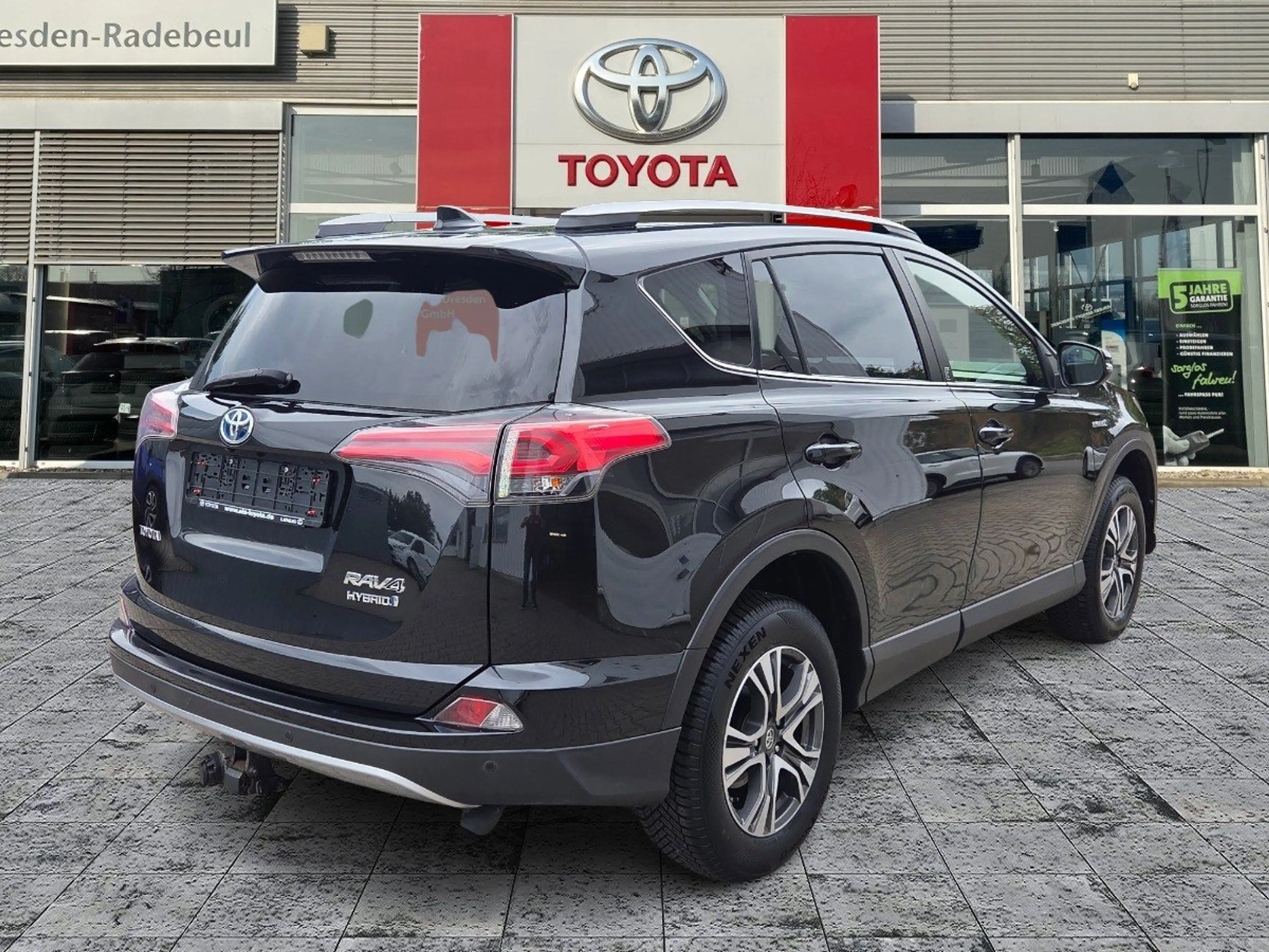 Toyota RAV 4 RAV4 2.5 Hybrid Team D AHK LED SHZ Kamera — photo 6