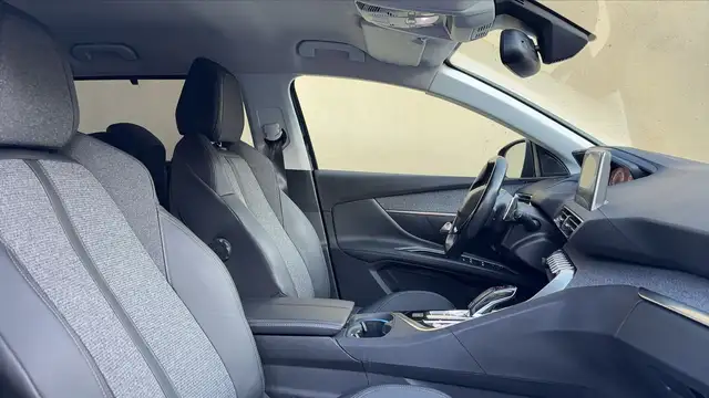 Peugeot 5008 view 26