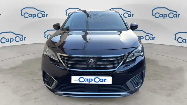 Peugeot 5008 view 5