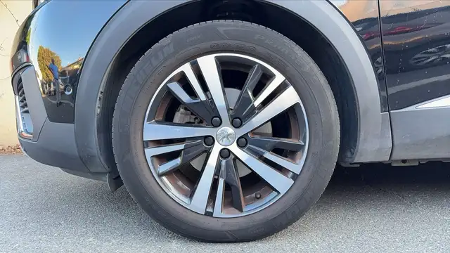 Peugeot 5008 view 18