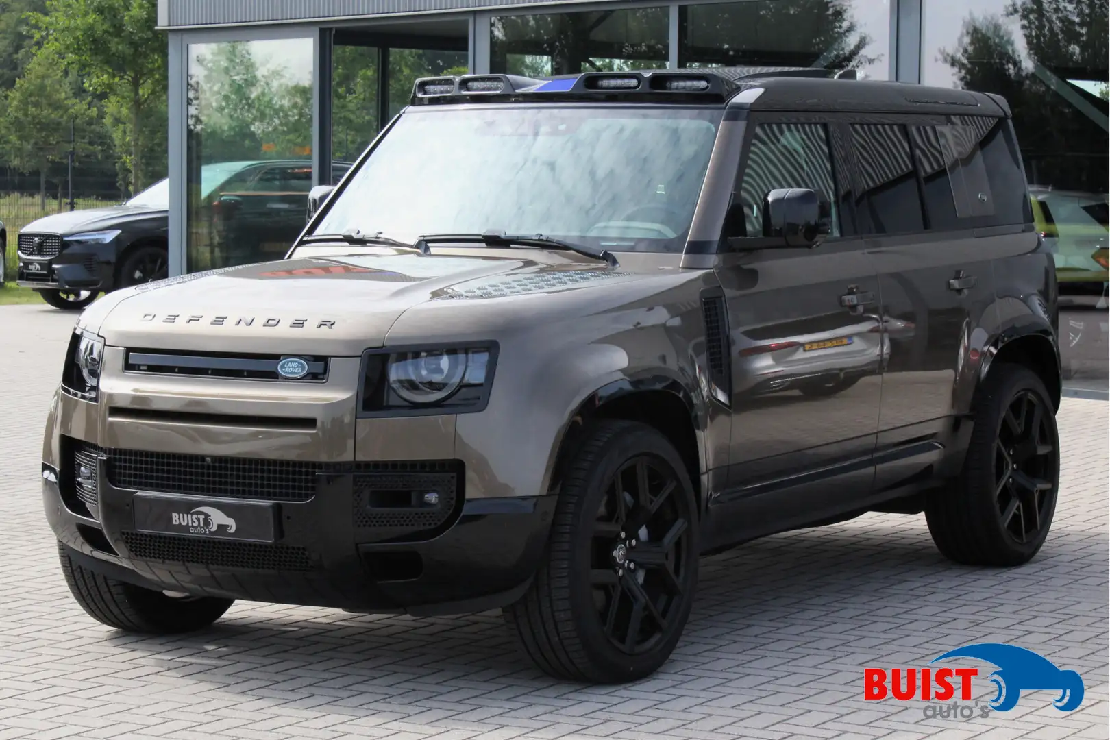 Land Rover Defender 3.0 P400 110 First Edition 22" URBAN + KAHN LEDBAR Braun - 1