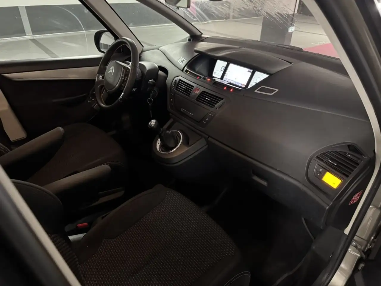 Citroen C4 Berline — photo 7