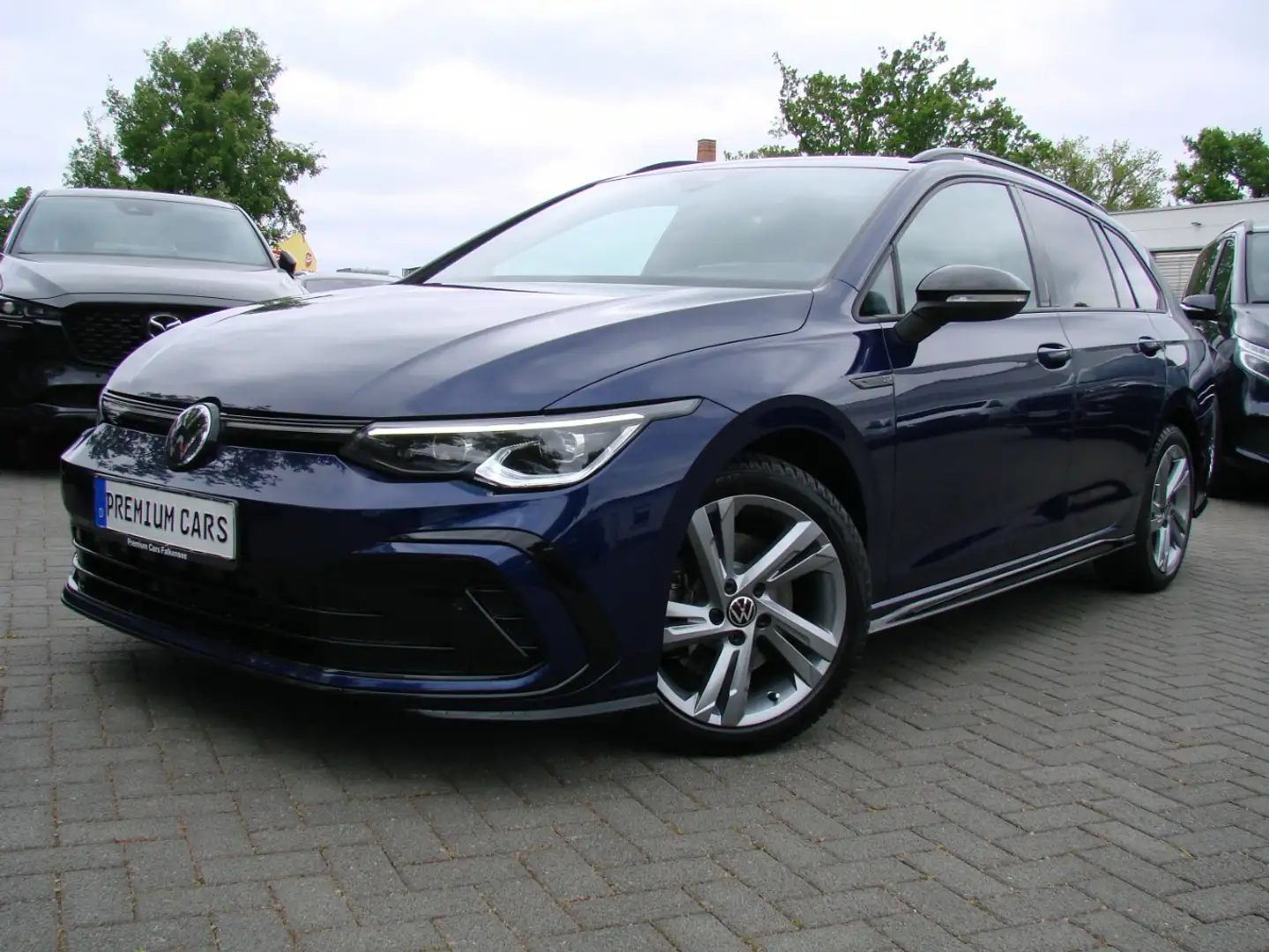 Volkswagen Golf Variant 2.0TDI R-Line Black LED HeadUp ACC Kamera Azul - 2