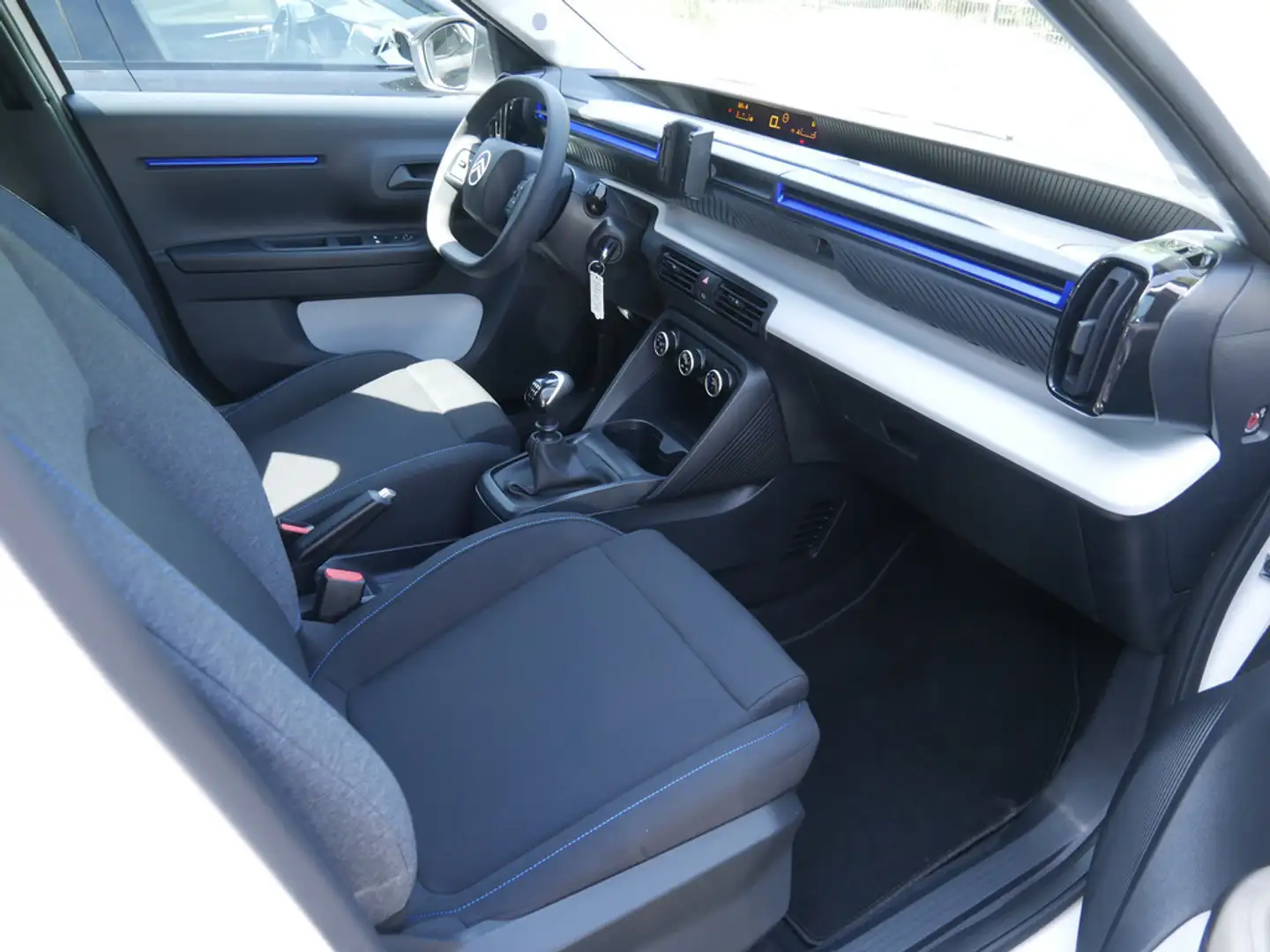 Citroen C3 Turbo 100 You KLIMA PDC LED SCHEINWERFER Weiß - 2