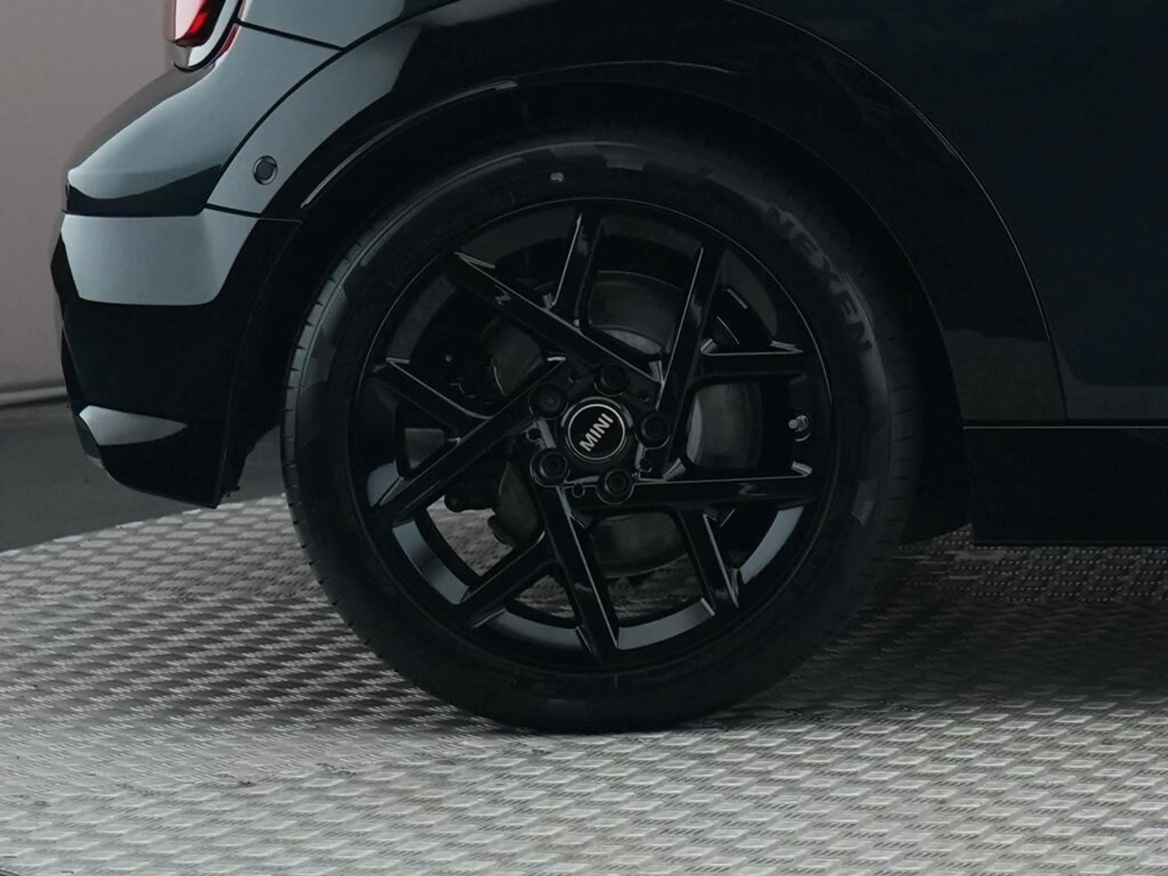 MINI Cooper C Cabrio 2.0 John Cooper Works M — photo 15