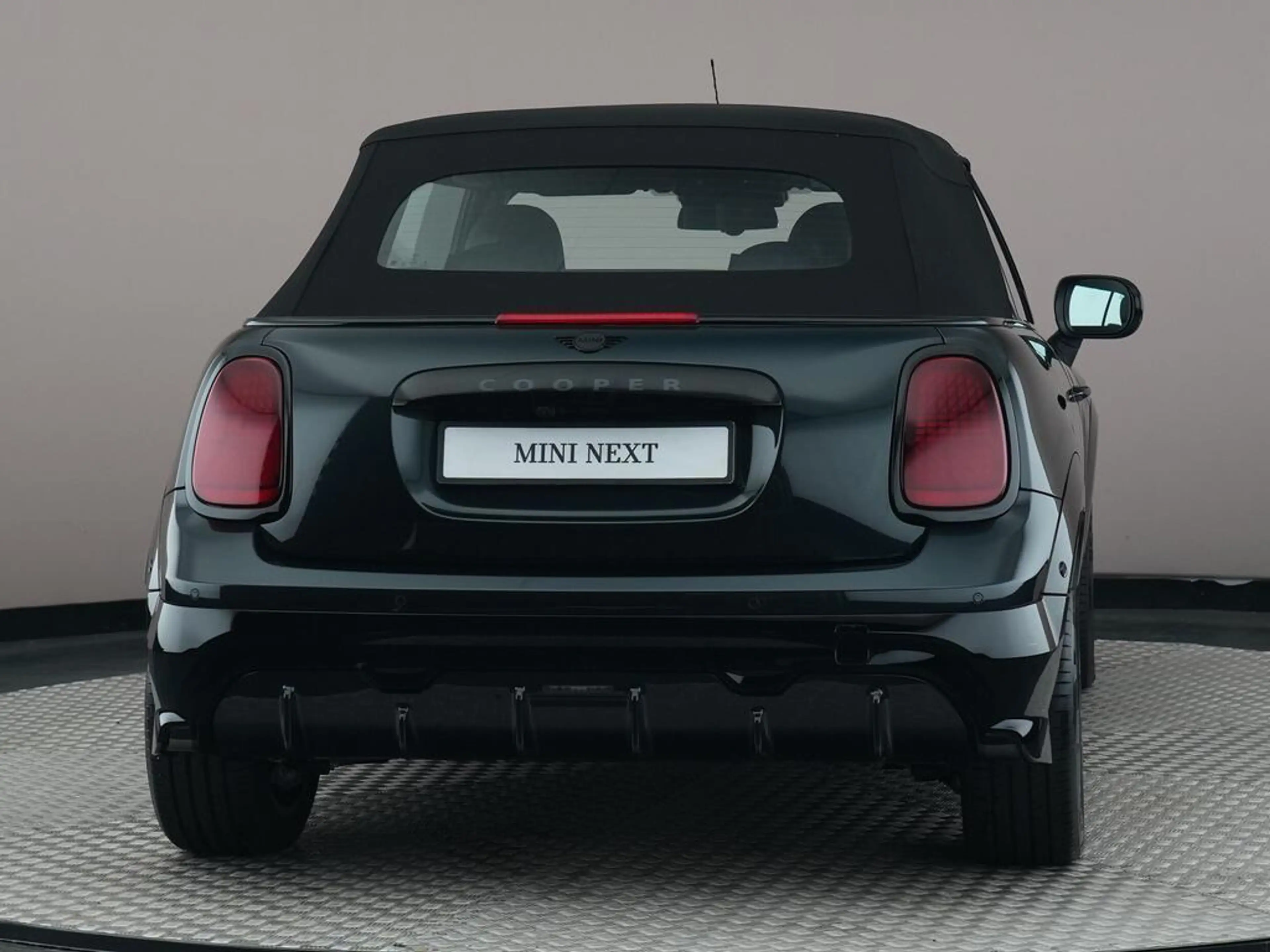 MINI Cooper C Cabrio 2.0 John Cooper Works M — photo 9