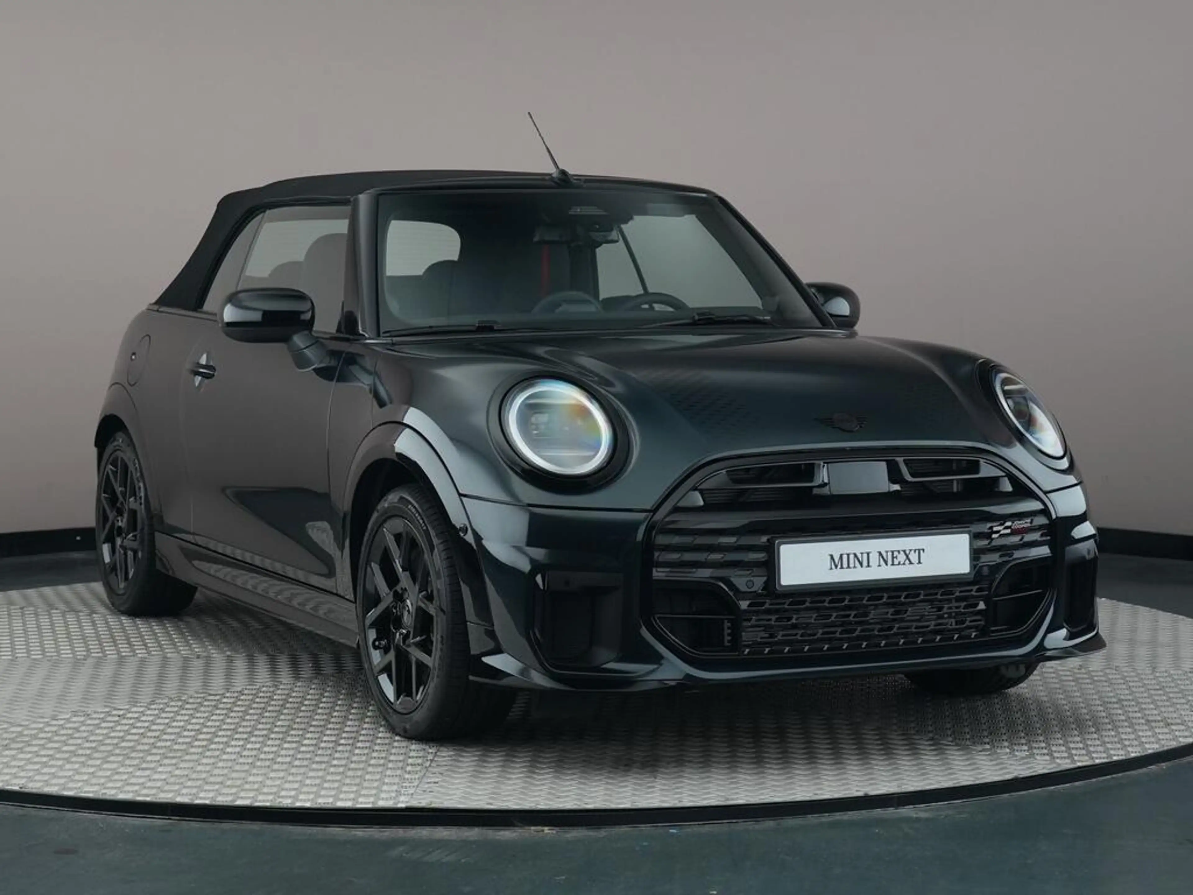 MINI Cooper C Cabrio 2.0 John Cooper Works M — photo 3