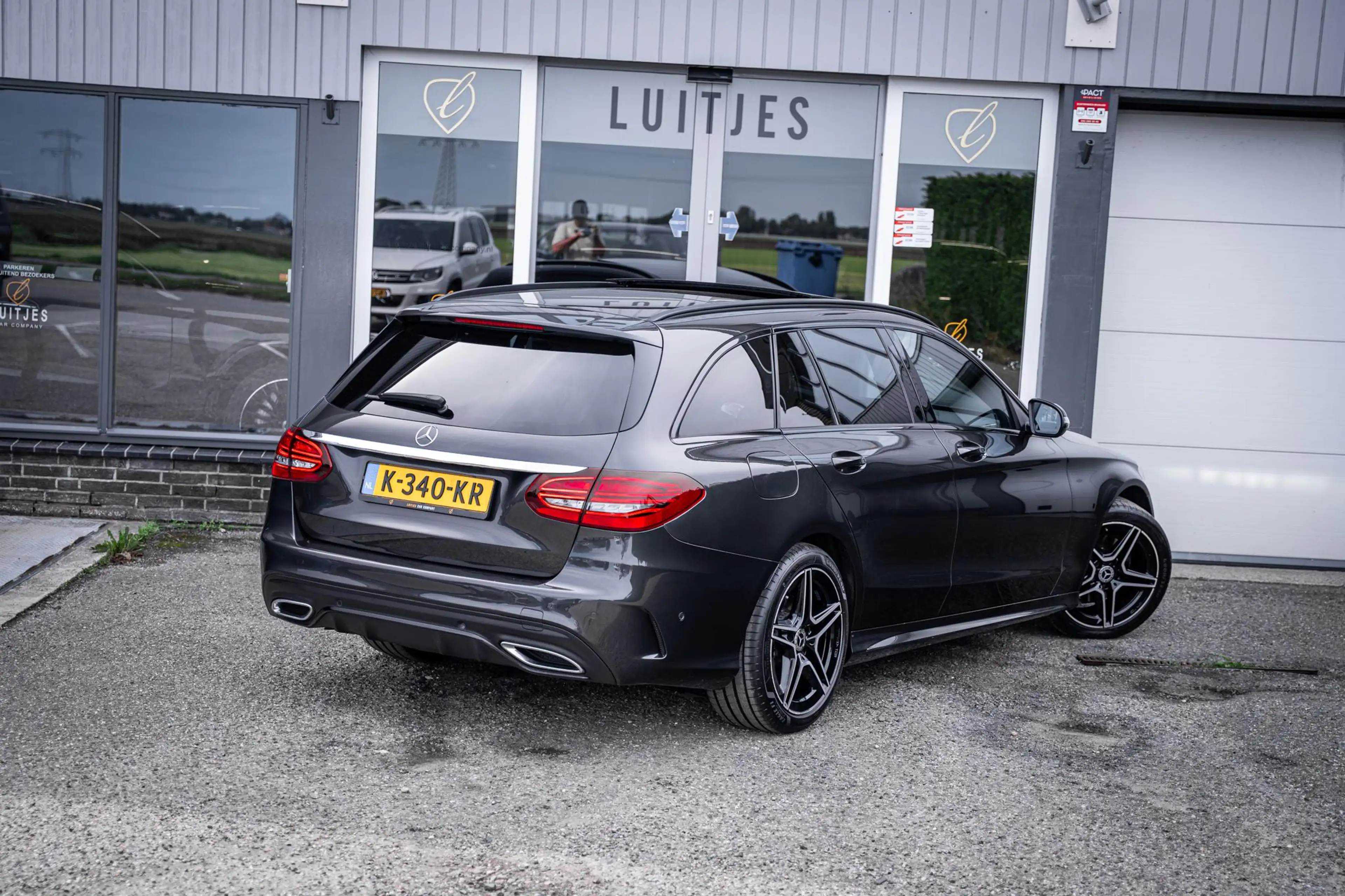 Mercedes-Benz C 180 Estate AMG Org.NL|Pano-dak|360°|Trekhaak|Carplay|D — photo 20