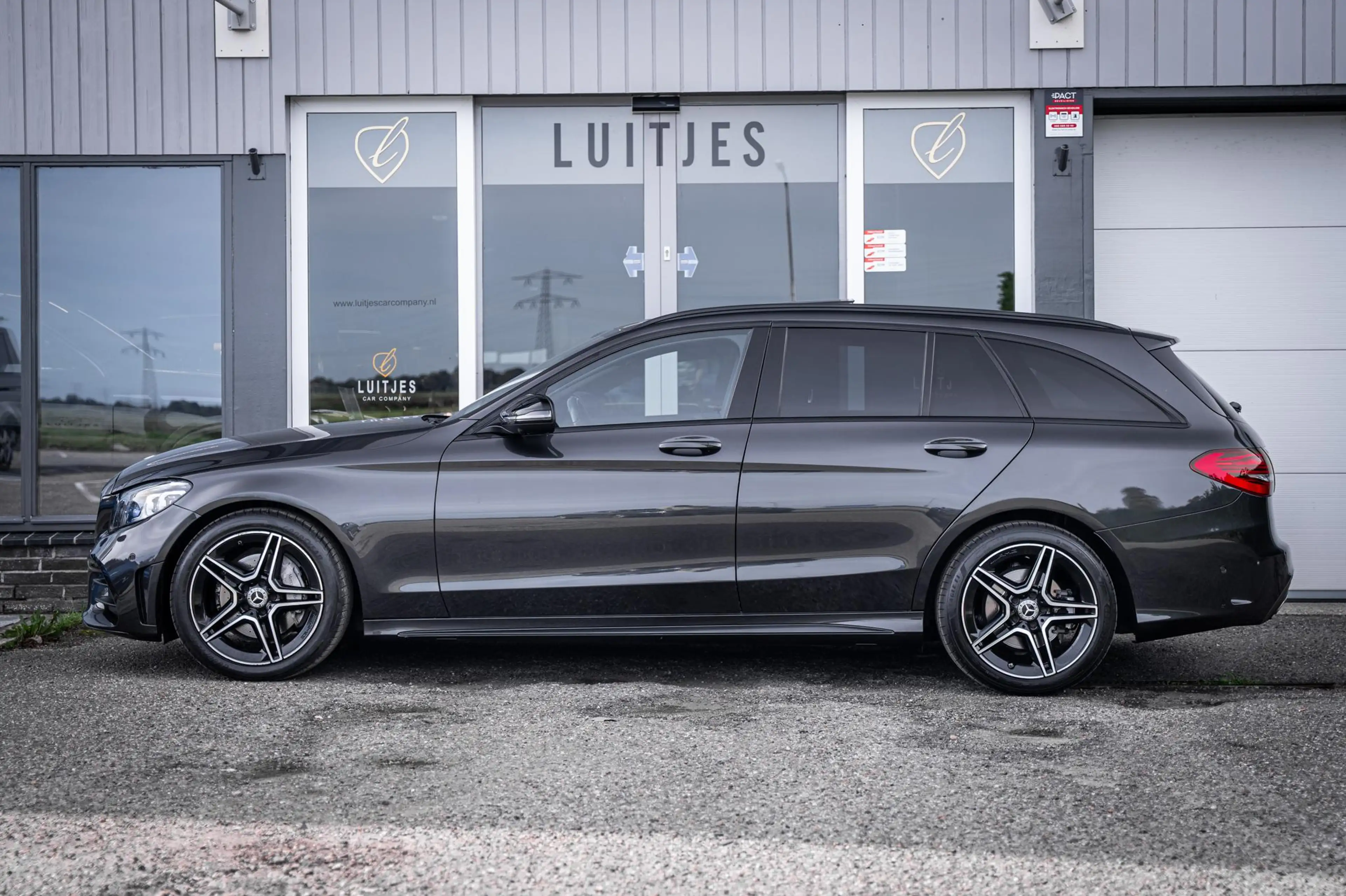 Mercedes-Benz C 180 Estate AMG Org.NL|Pano-dak|360°|Trekhaak|Carplay|D — photo 16