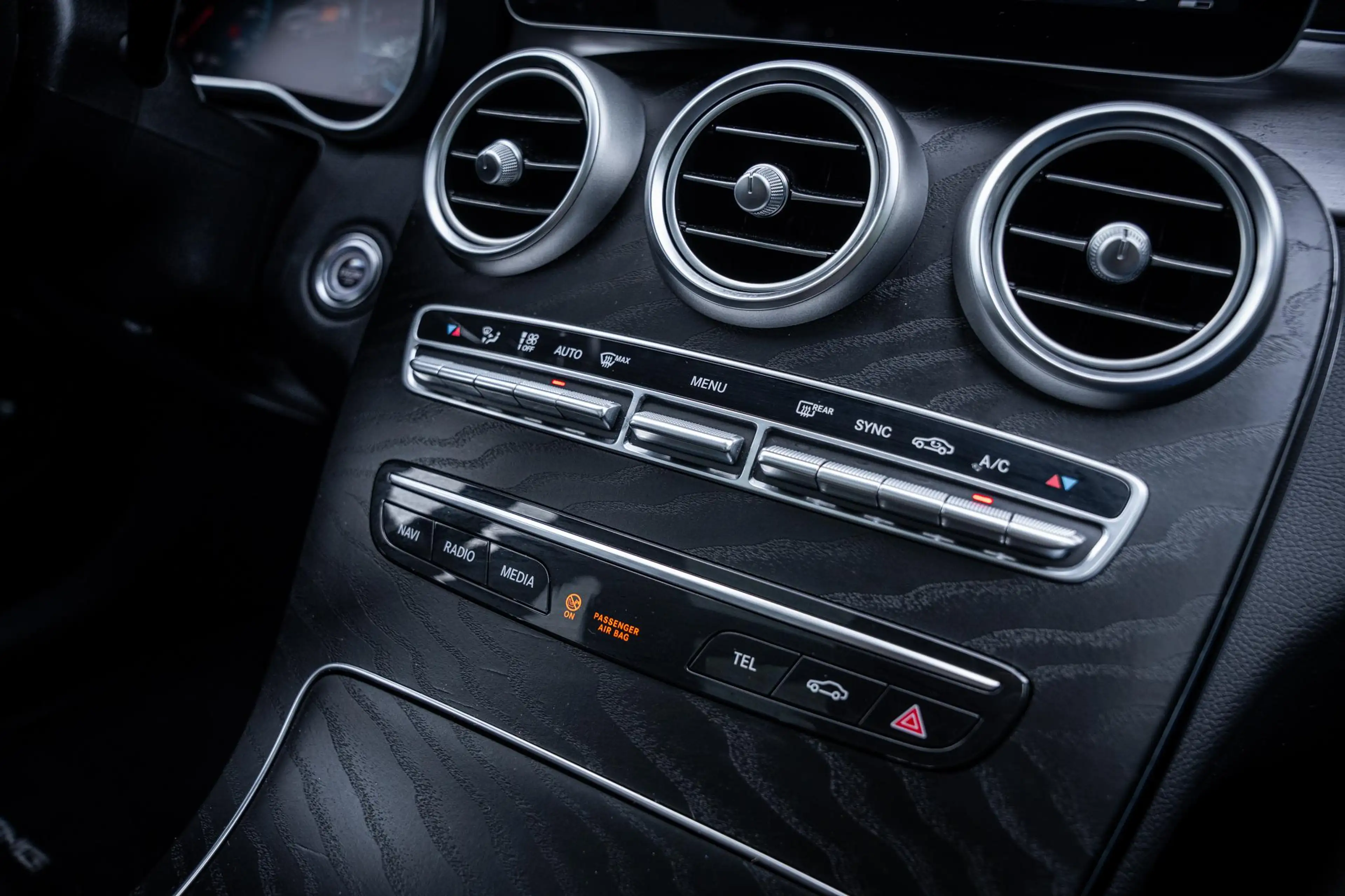 Mercedes-Benz C 180 Estate AMG Org.NL|Pano-dak|360°|Trekhaak|Carplay|D — photo 35