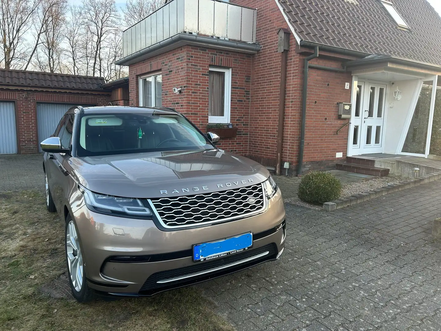 Land Rover Range Rover Velar Range+Rover+Velar+3.0d+R-Dynamic Braun - 1