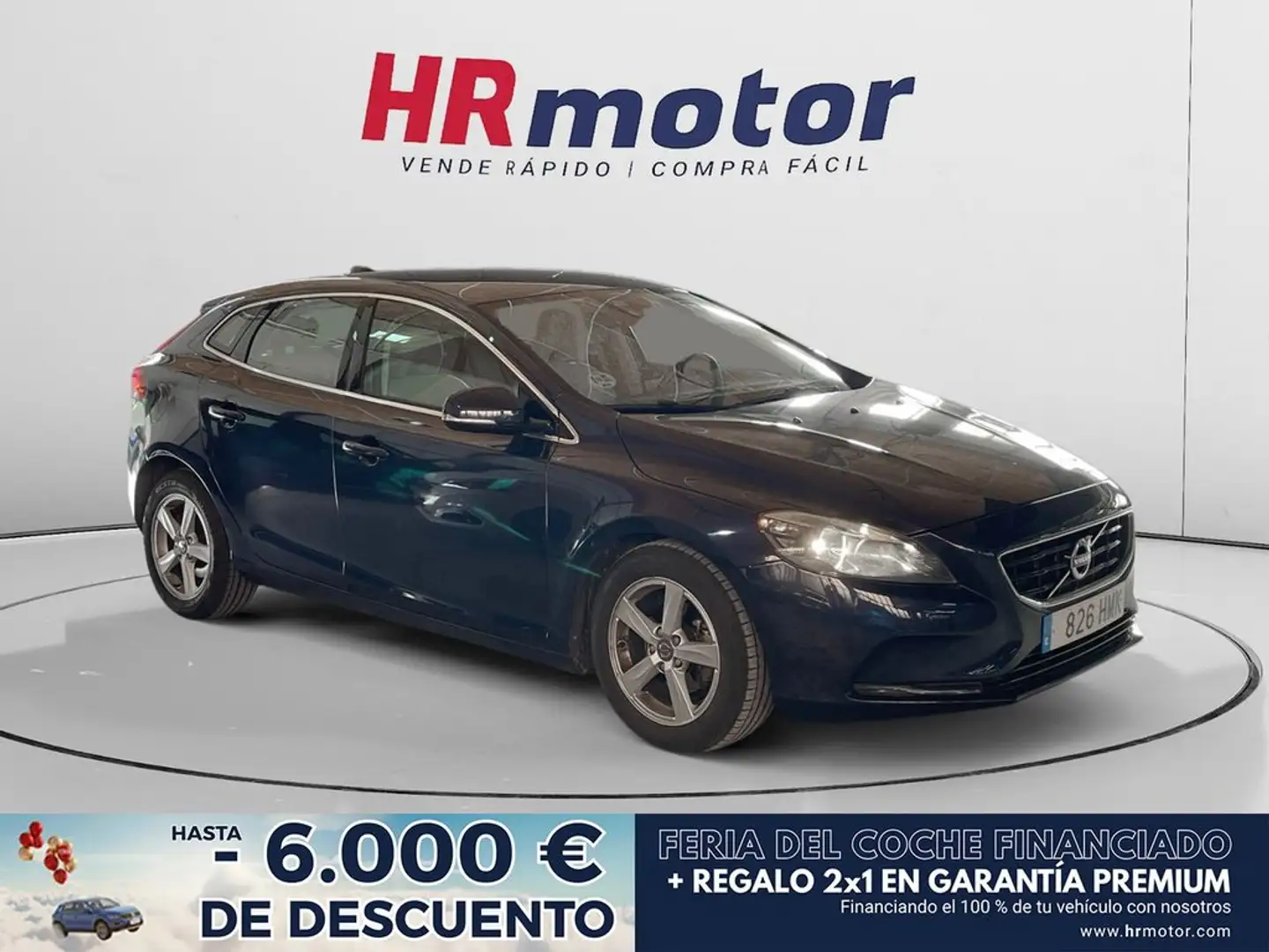 Volvo V40 Momentum Blauw - 1