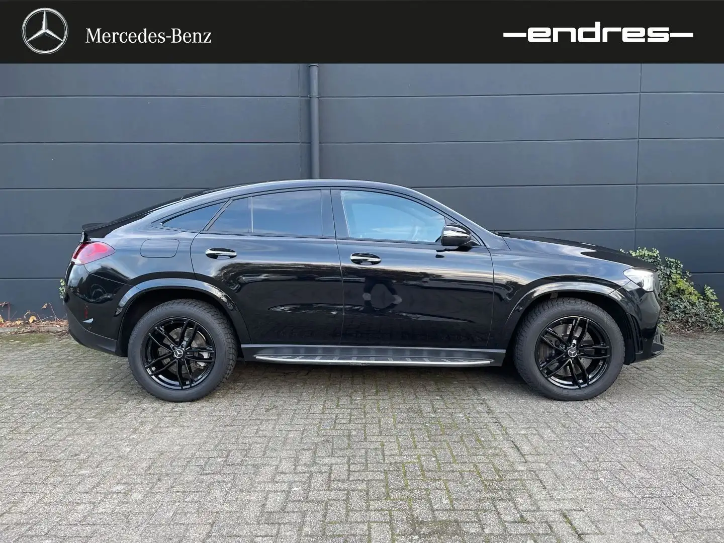 Mercedes-Benz GLE 400 d 4Matic Coupe AMG+LED+STANDHEIZUNG+MBUX Black - 2
