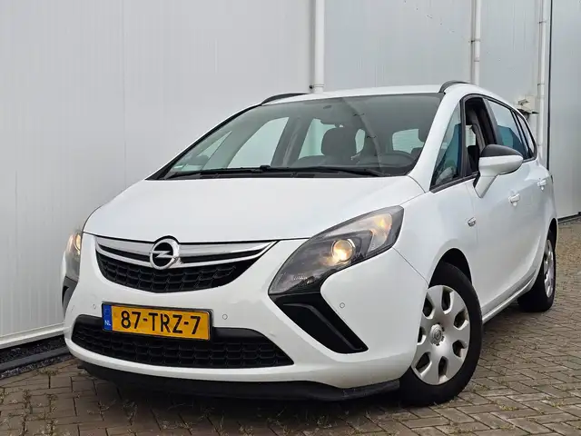 Opel Zafira Tourer 1.4 Business Edition bj 2012 Navi Trekhaak Nette A