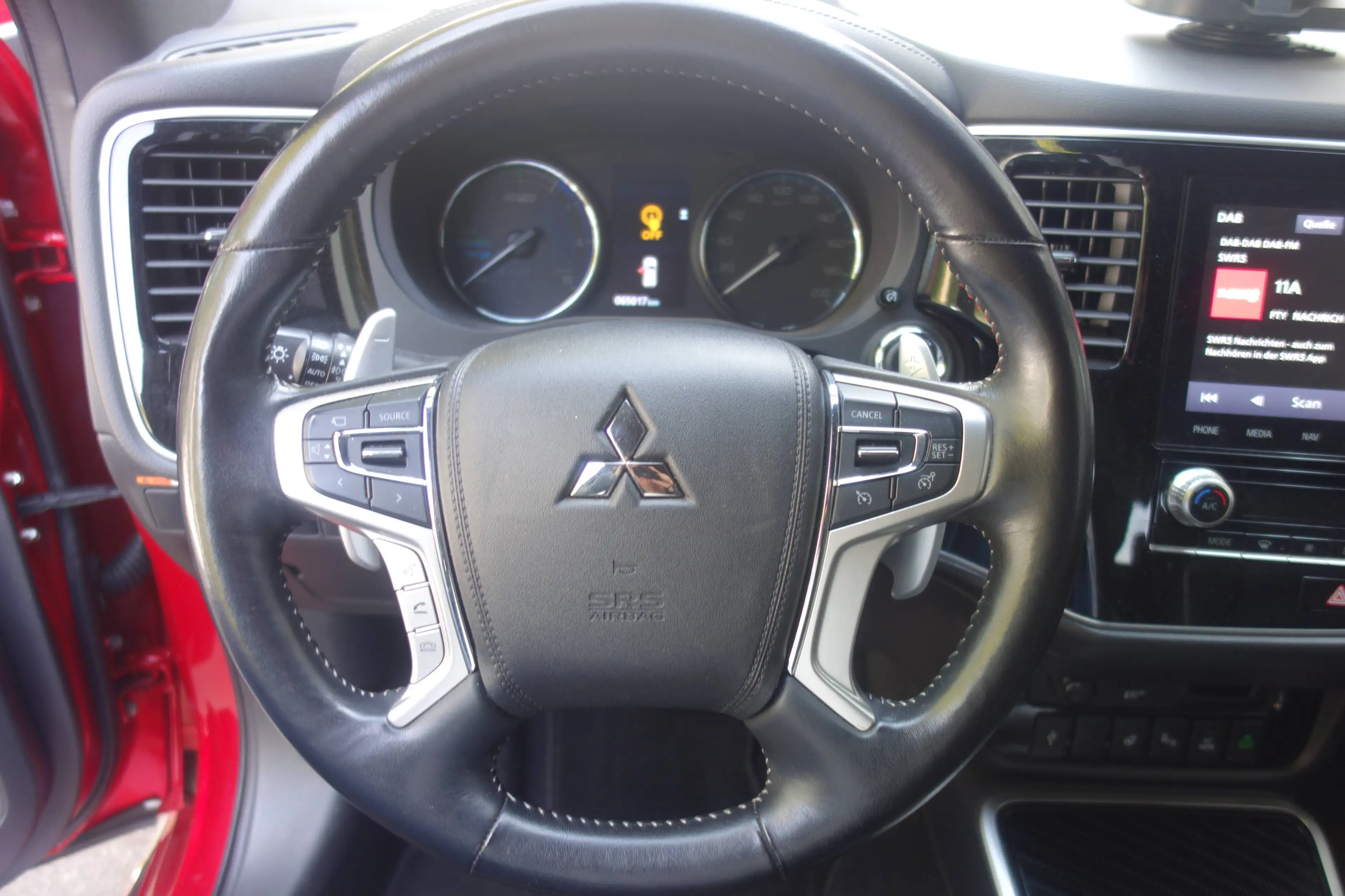 Mitsubishi Outlander Outlander Plug-In Hybrid 2.4 4WD Plug-In Hybrid Spirit — photo 9
