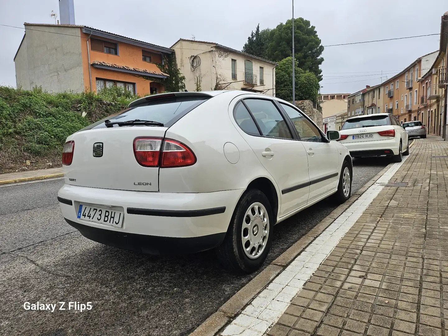 SEAT Leon León 1.6 Signo-a Aut. Signo-a Weiß - 2