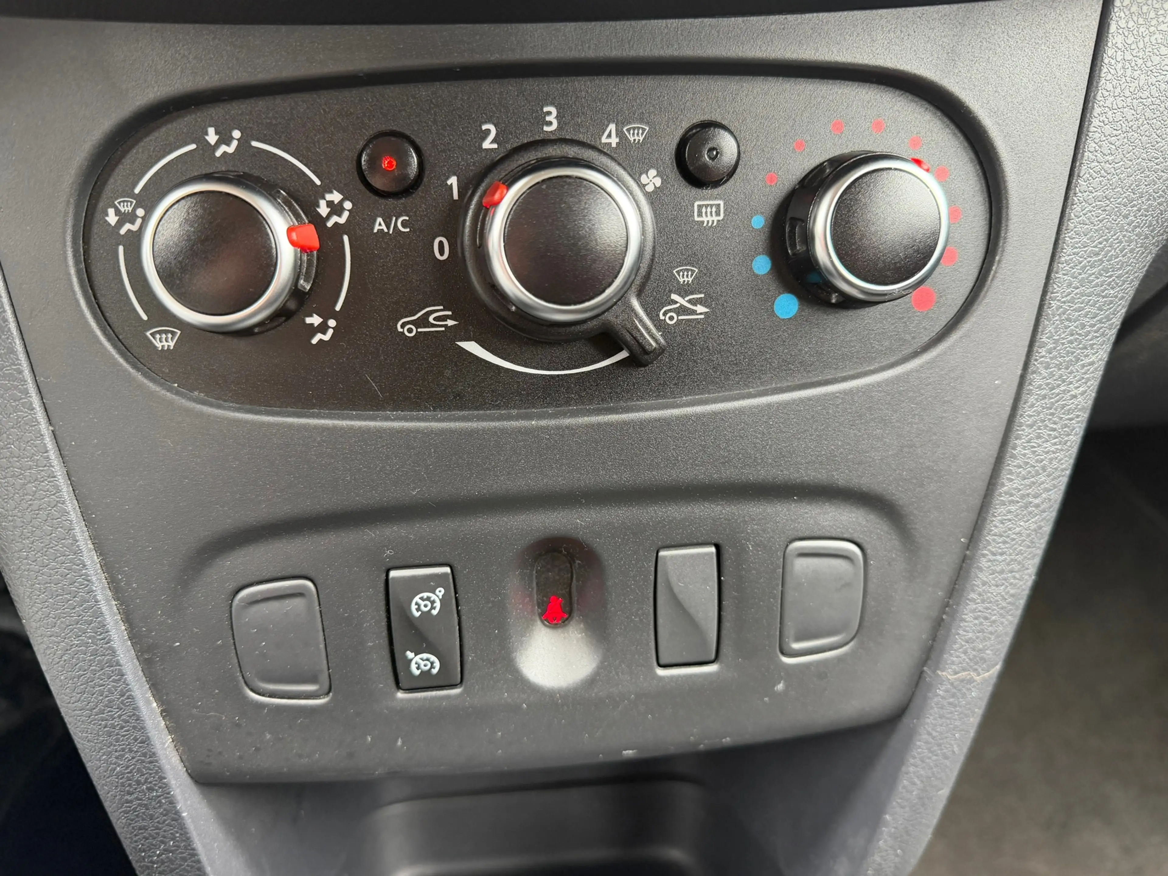 Dacia Logan MCV 0.9 TCe Ambiance AIRCO 1E EIGENAAR — photo 10