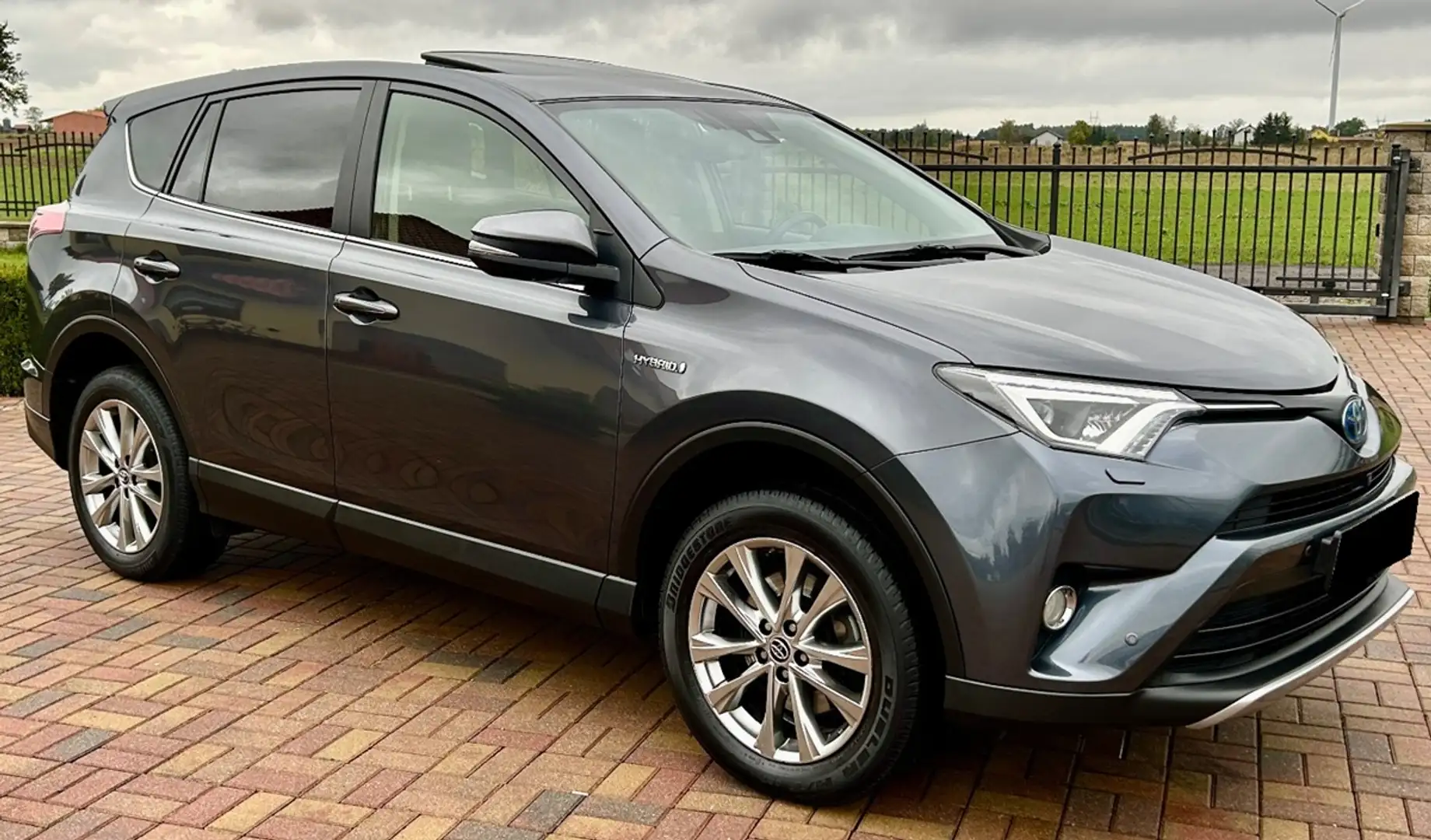 Toyota RAV 4 RAV4 Toyota RAV4 2,5 4WD HSD SUV - 1