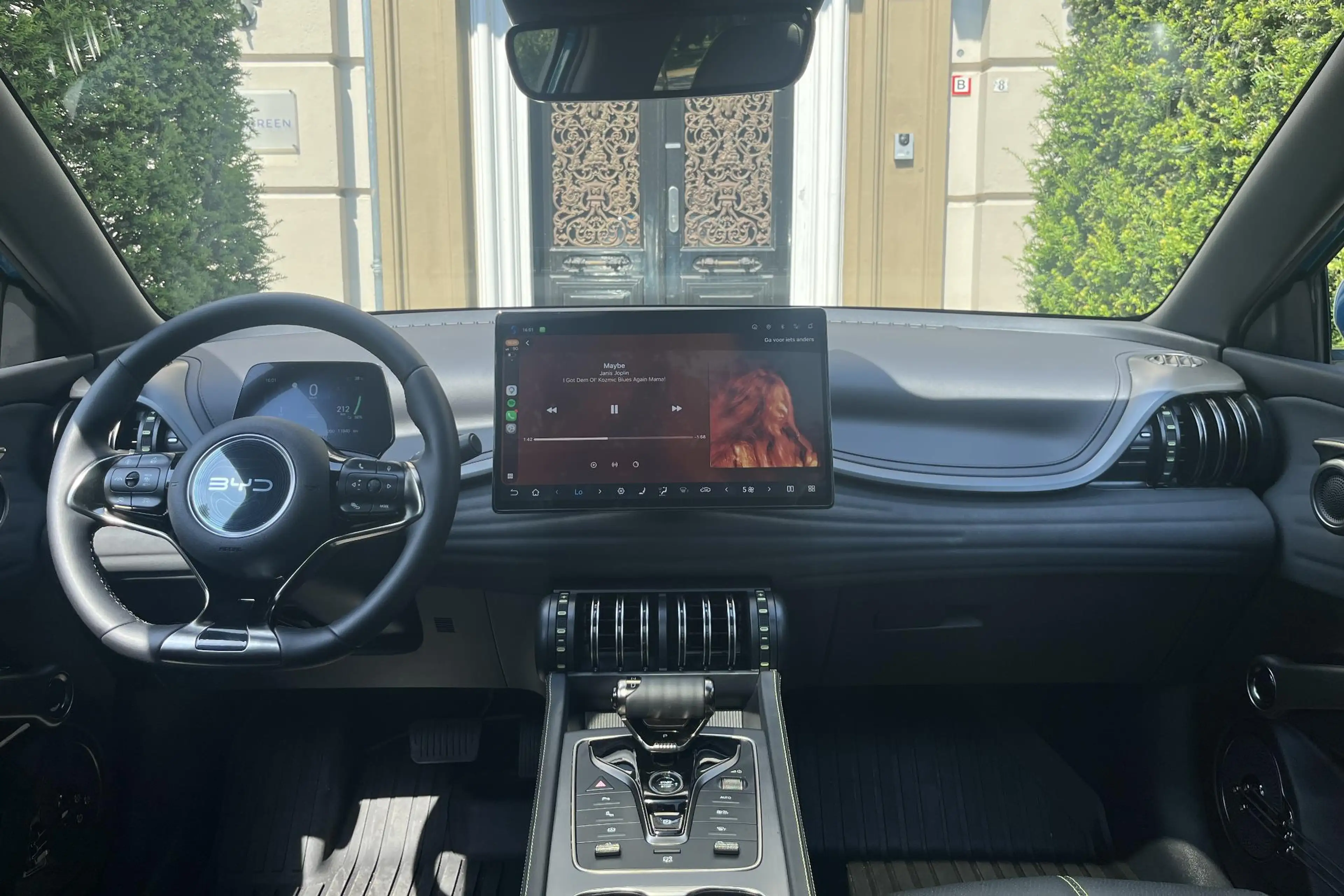 BYD Atto 3 Design 60 kWh PANO | ADAPTIVE | CARPLAY | STOELVEN — photo 2