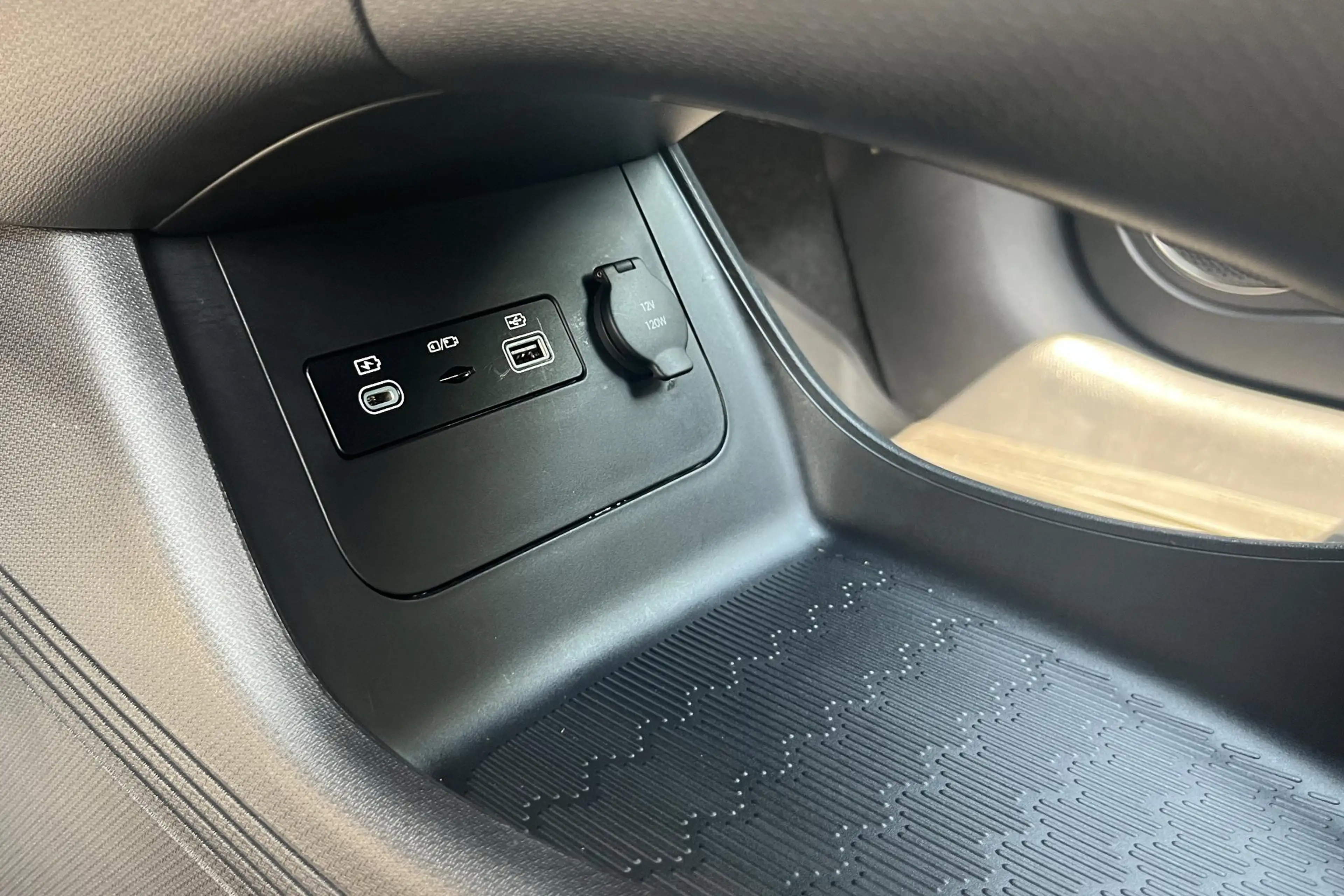 BYD Atto 3 Design 60 kWh PANO | ADAPTIVE | CARPLAY | STOELVEN — photo 10