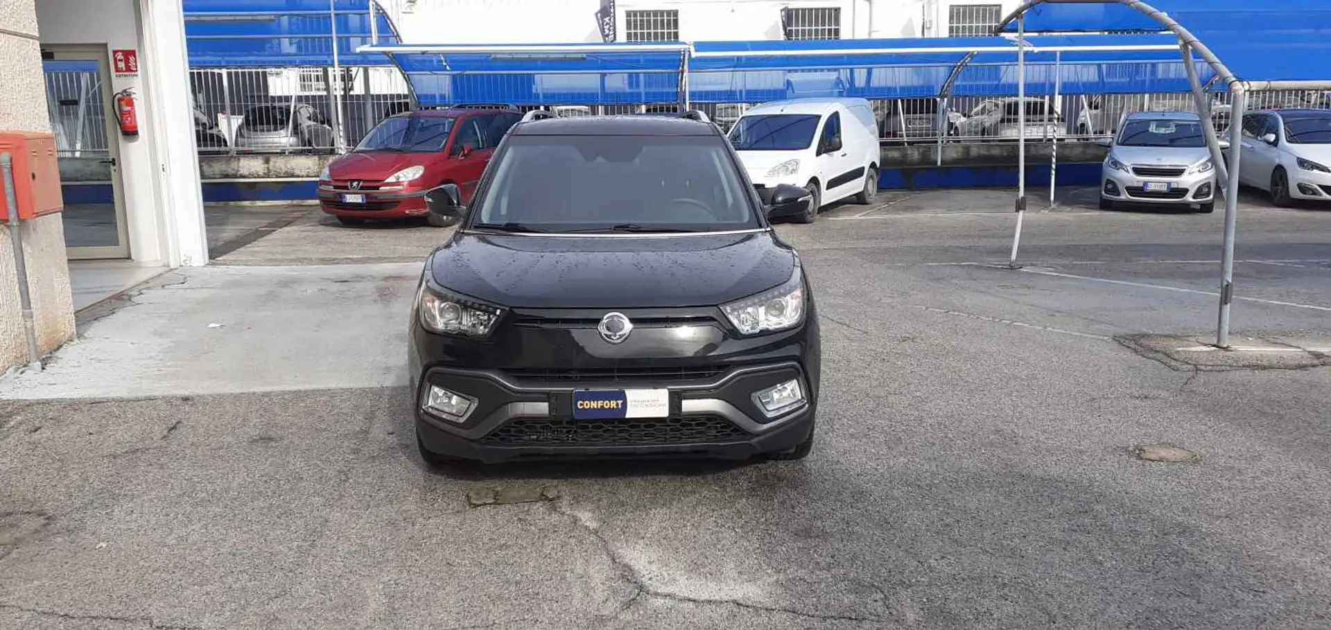 SsangYong XLV 1.6d 4WD Be Cool crna - 2