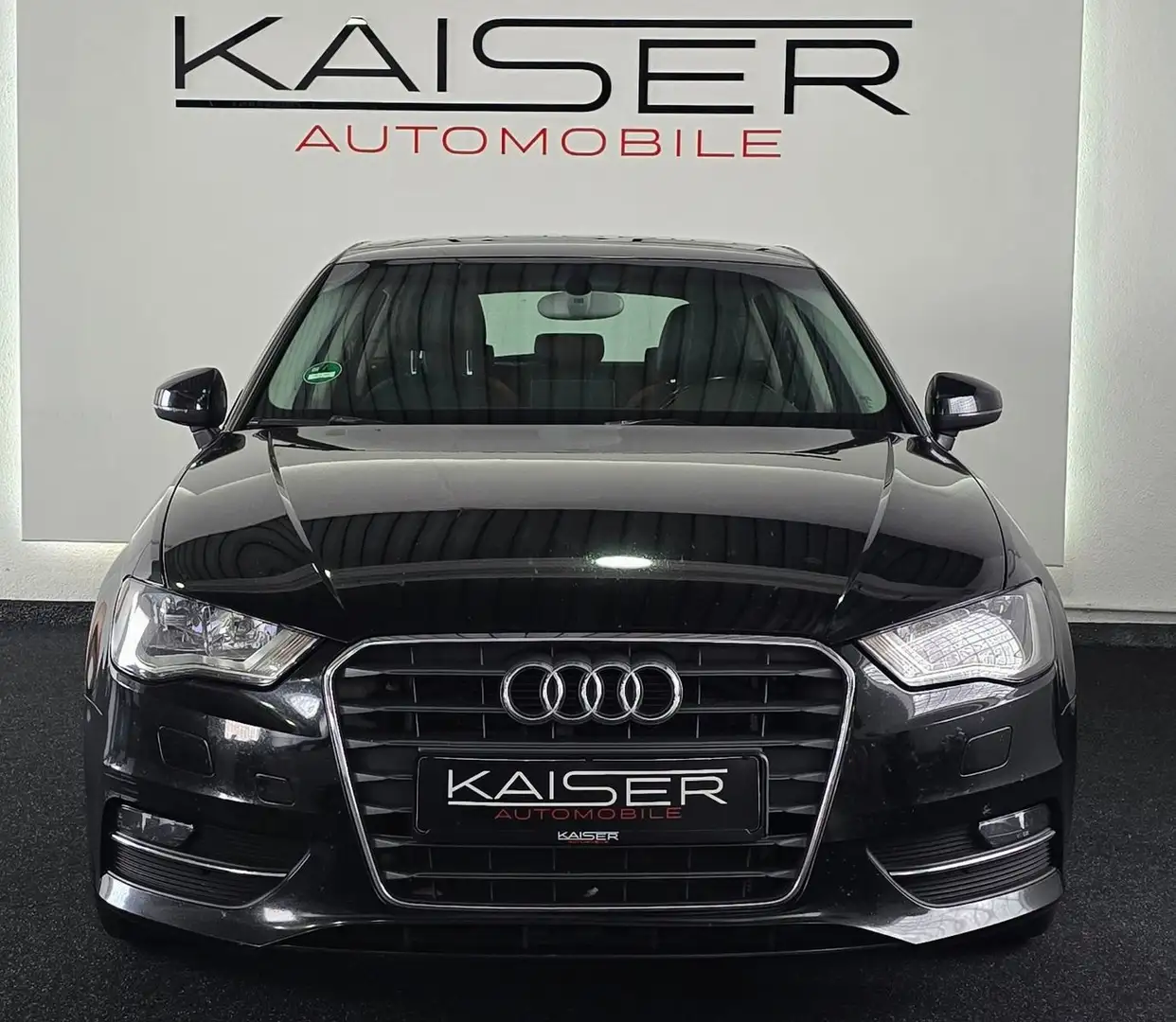 Audi A3 Sportback 1,6 TDI Attraction*NAVI*PDC*STHZG*M Schwarz - 2