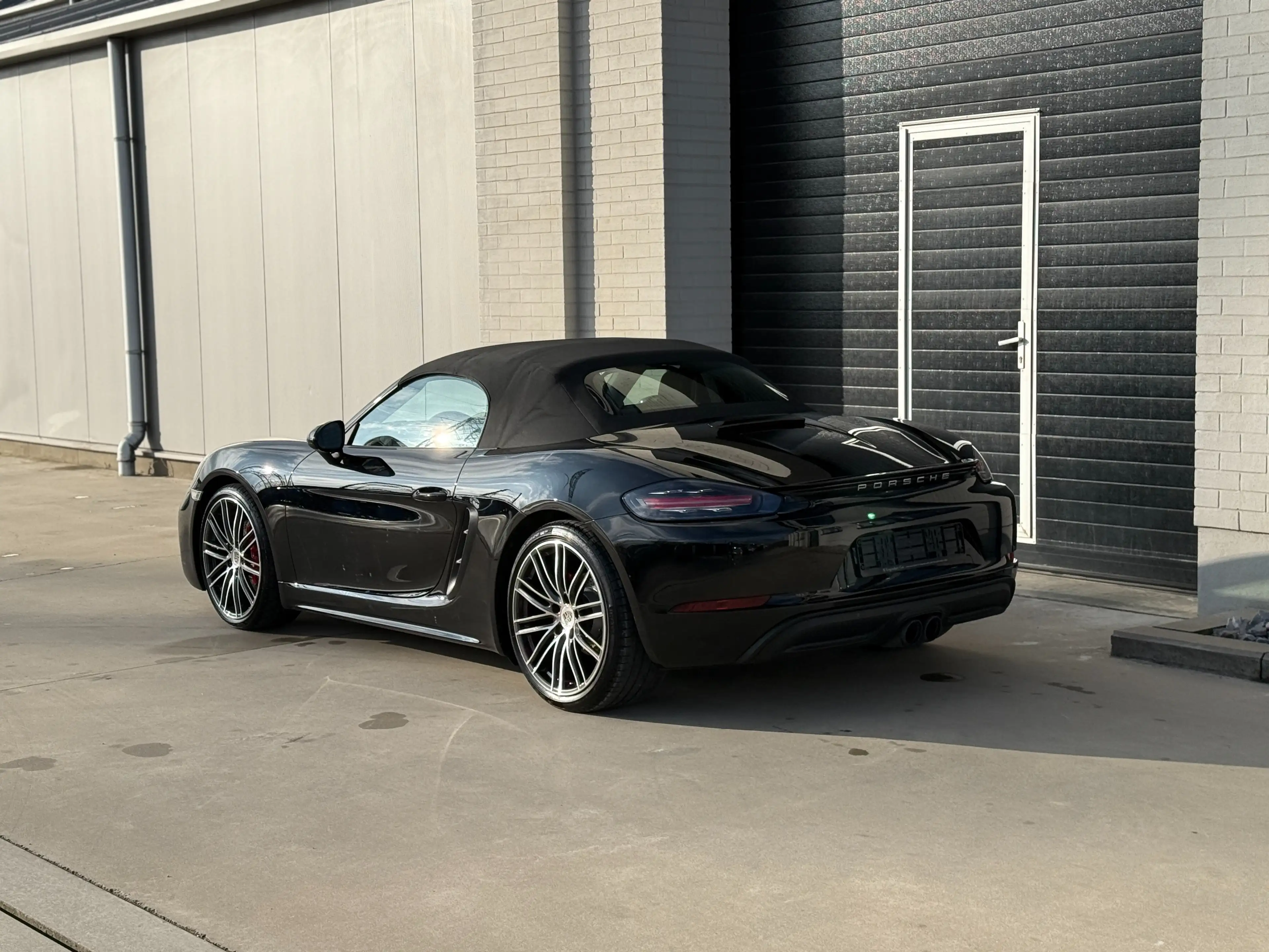 Porsche 718 " Boxster S " 2.5 Turbo SPORT-CHRONO/PASM/PDLS/20" — photo 15