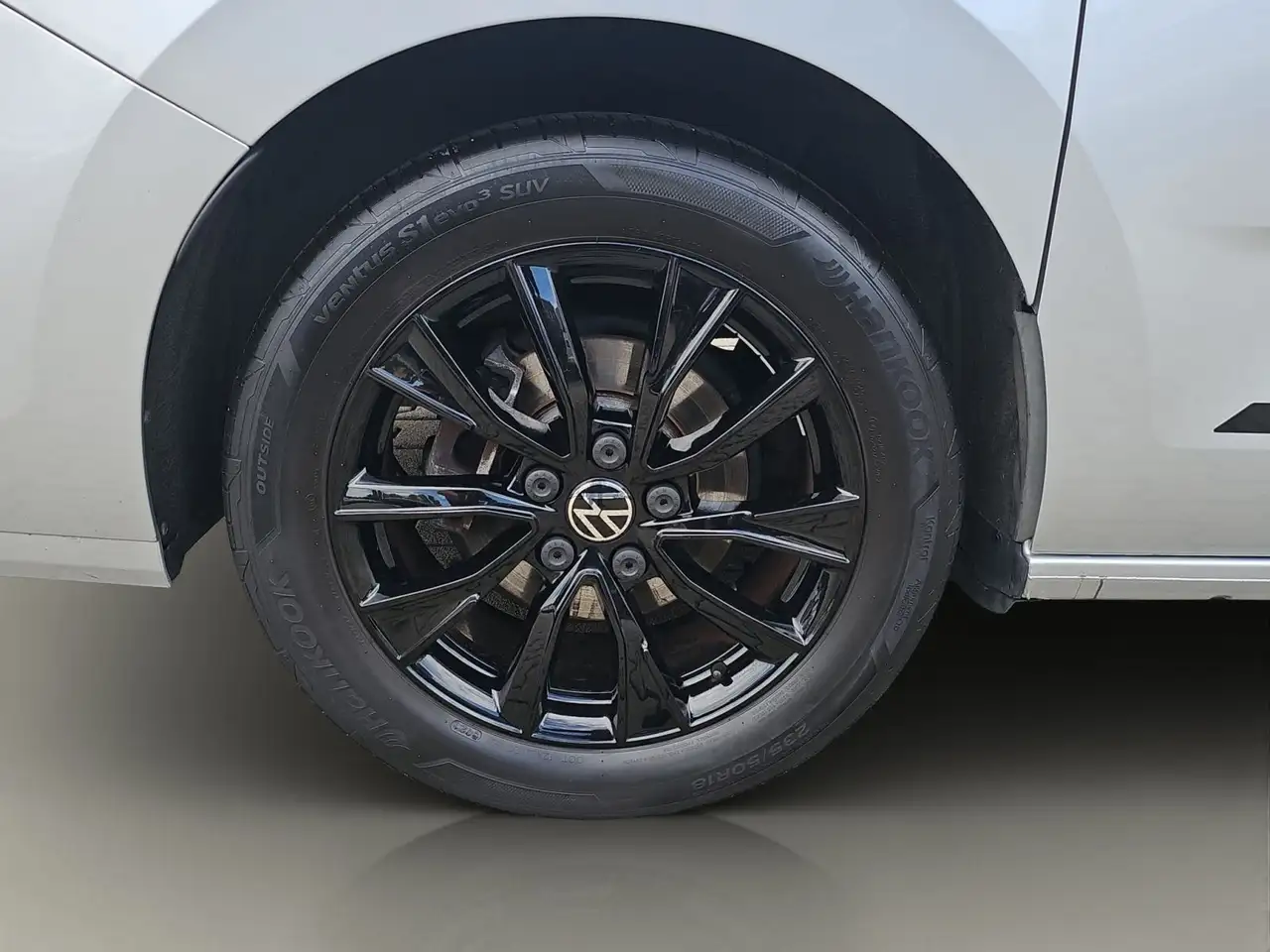 Volkswagen T7 Multivan Edition 2,0 TDI DSG langer Überhang, миниатюра 20