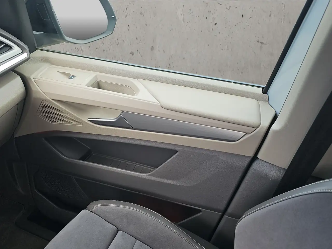 Volkswagen T7 Multivan Edition 2,0 TDI DSG langer Überhang, миниатюра 16