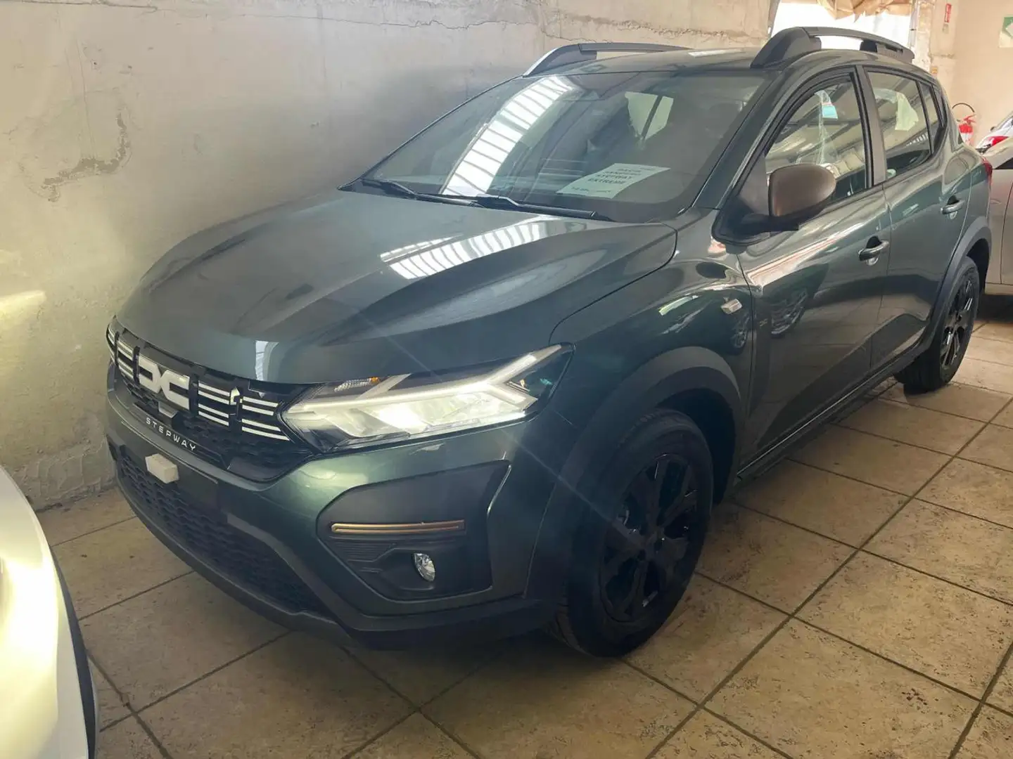 Dacia Sandero Stepway EXTREME UP 1.0 Eco-GPL 100CV - 1