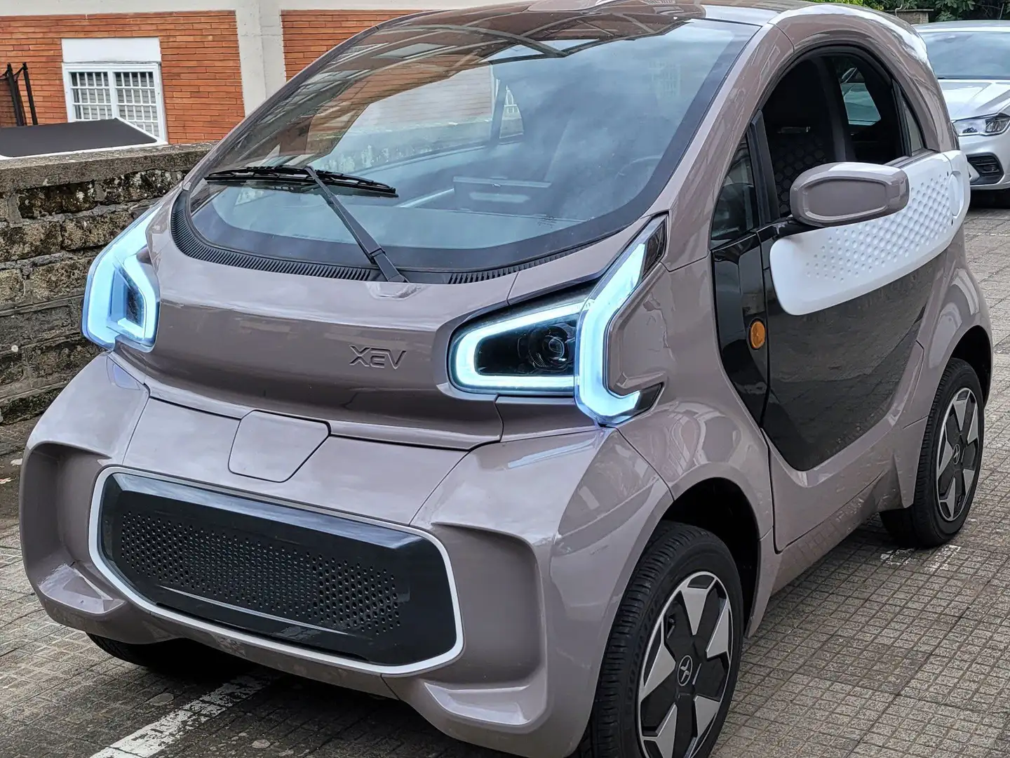 XEV Yoyo 2023 Сірий - 1