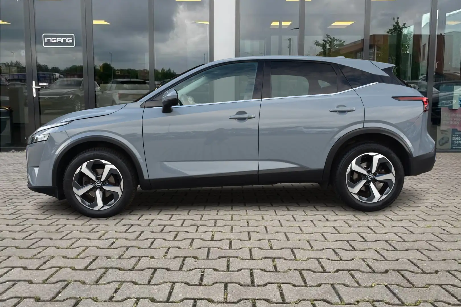 Nissan Qashqai 1.3 MHEV N-Connecta | ACC | 360 Camera | Winter Pa Grijs - 2