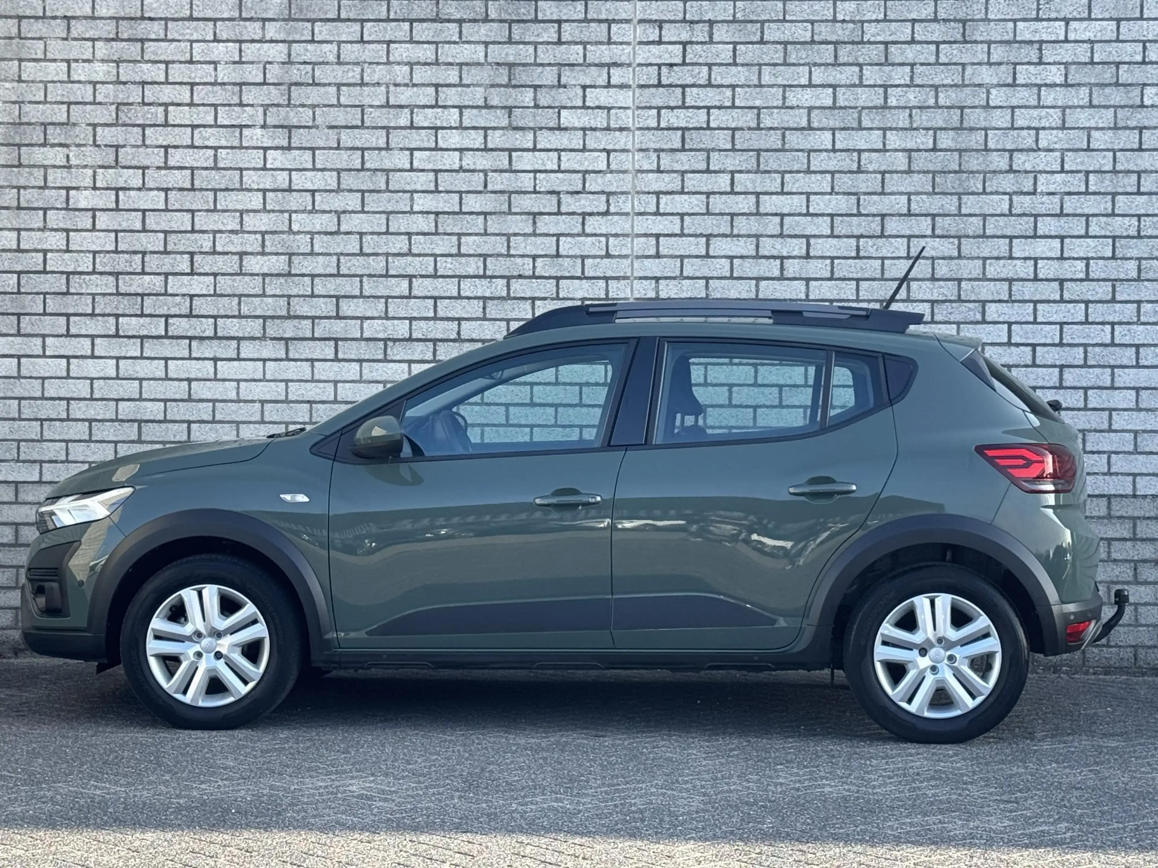 Dacia Sandero Stepway 1.0 TCe 100 ECO-G Expression | Trekhaak | — photo 17