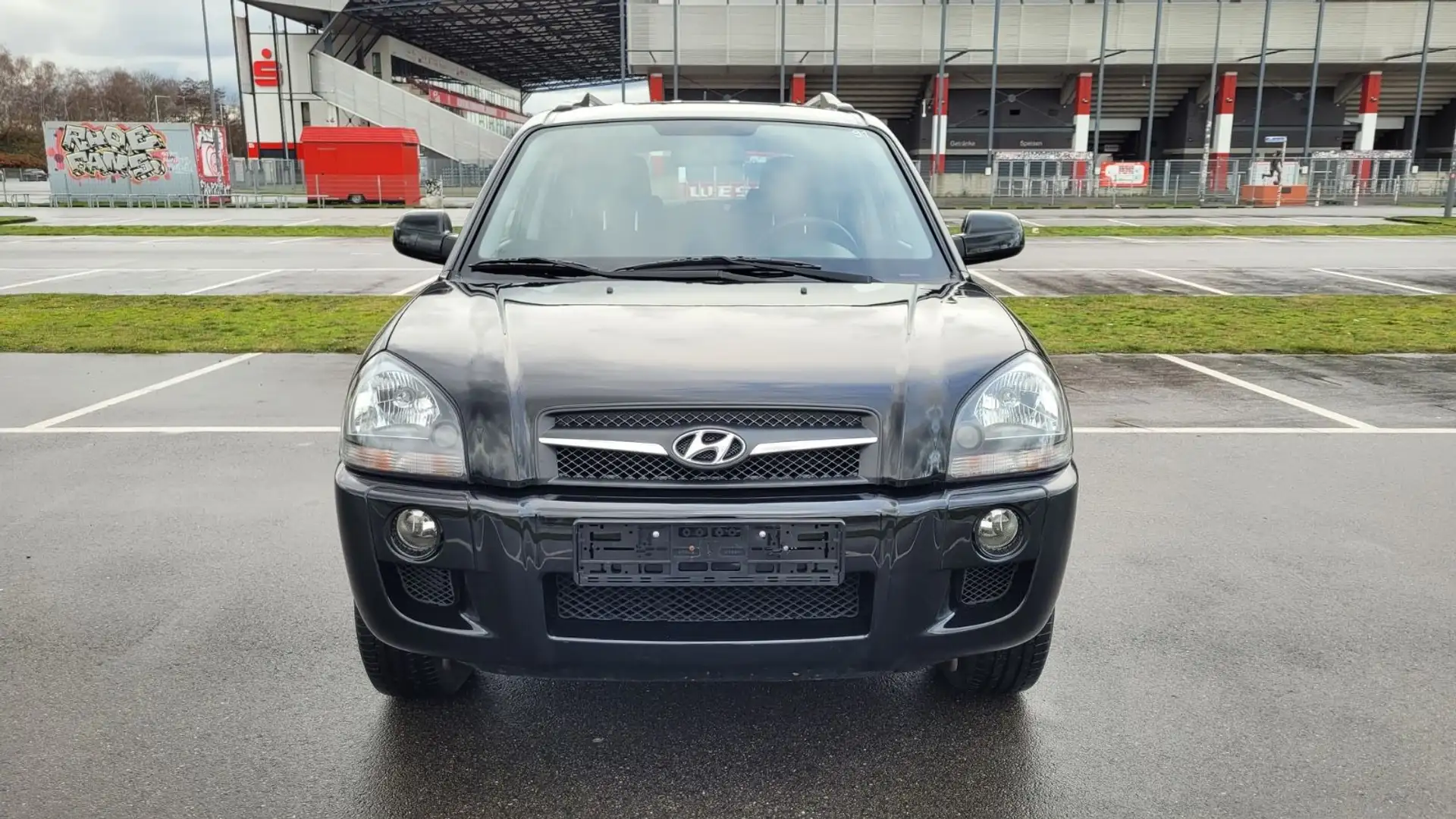 Hyundai TUCSON 2.0 GLS SERVO  KLIMA PDC*** Schwarz - 2