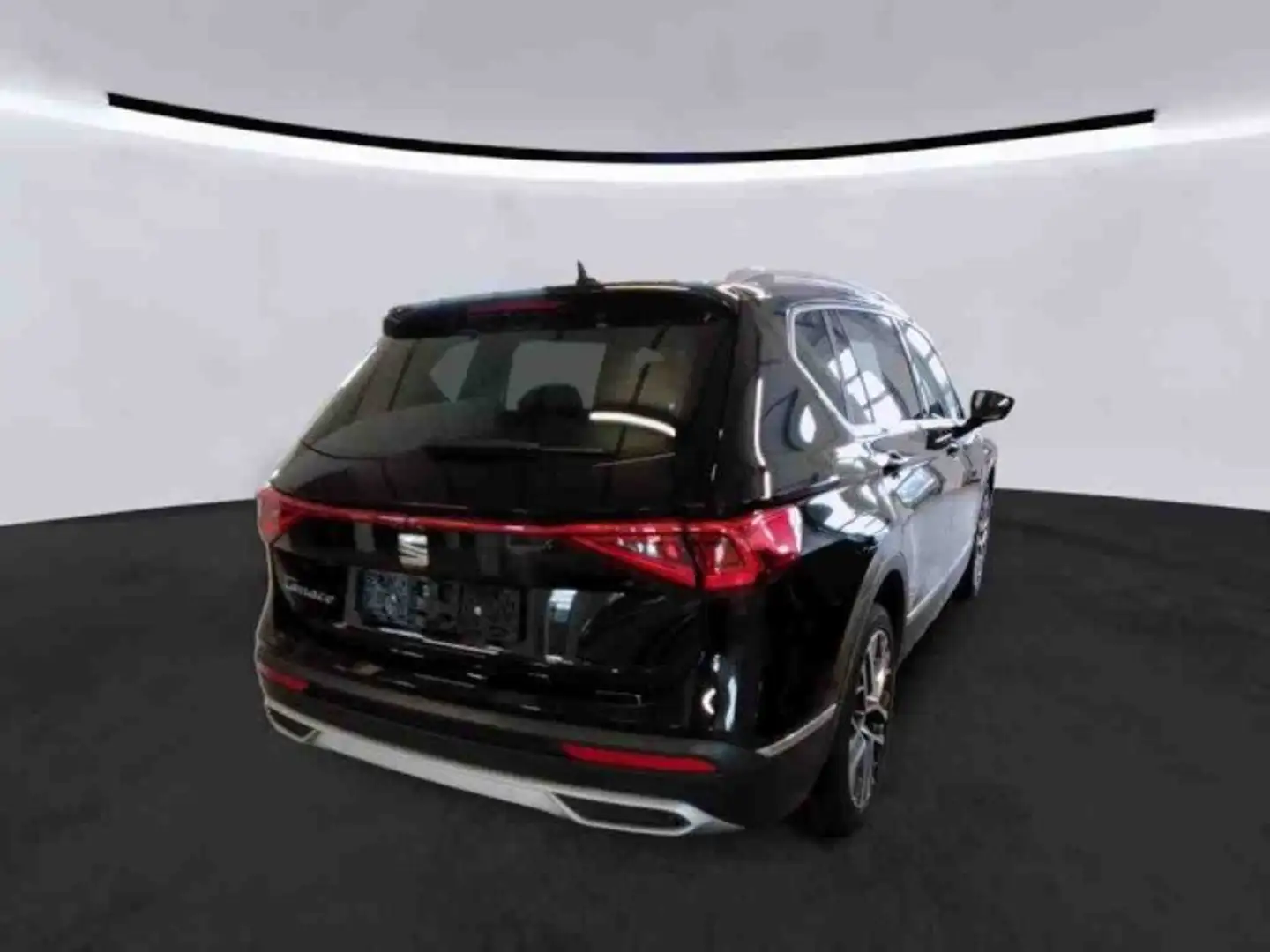 SEAT Tarraco 2.0 TDI DSG Xperience Klima Navi Rückfahrkamera Schwarz - 2