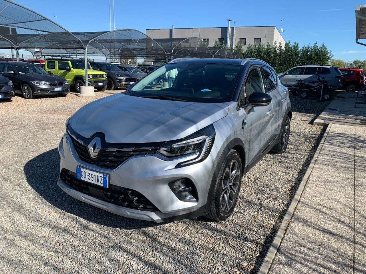 Renault Captur Plug-in Hybrid E-Tech 160 CV Initiale Paris