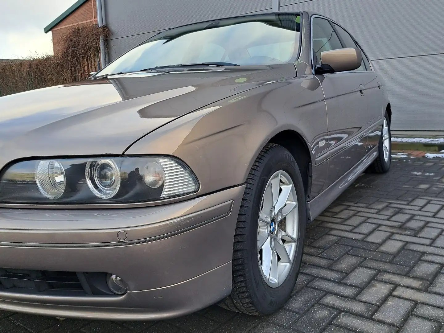 BMW 520 520i E39 Lifestyle edition! Béžová - 1