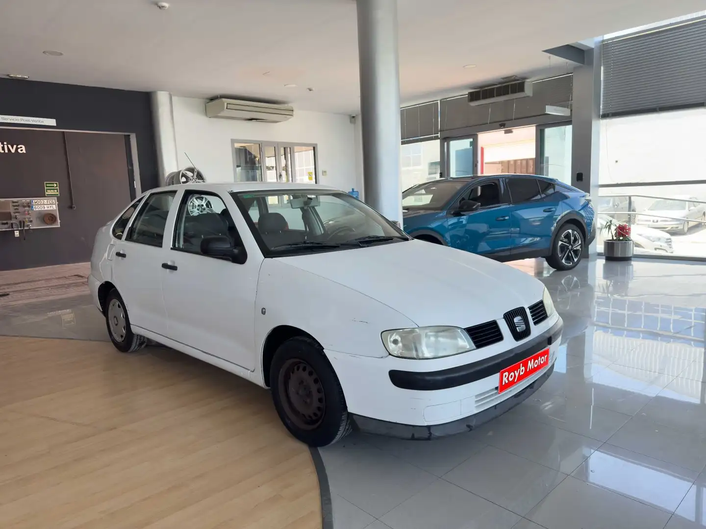 SEAT Cordoba 1.4i Dream Weiß - 1