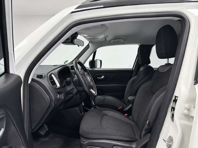 Jeep Renegade — photo 11