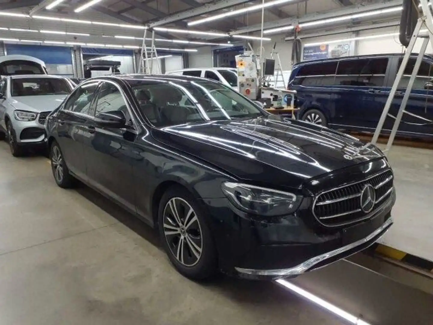 Mercedes-Benz E 220 d Limo Das Taxi*WIDE*LED*RÜCKKAM*SHD* Schwarz - 2