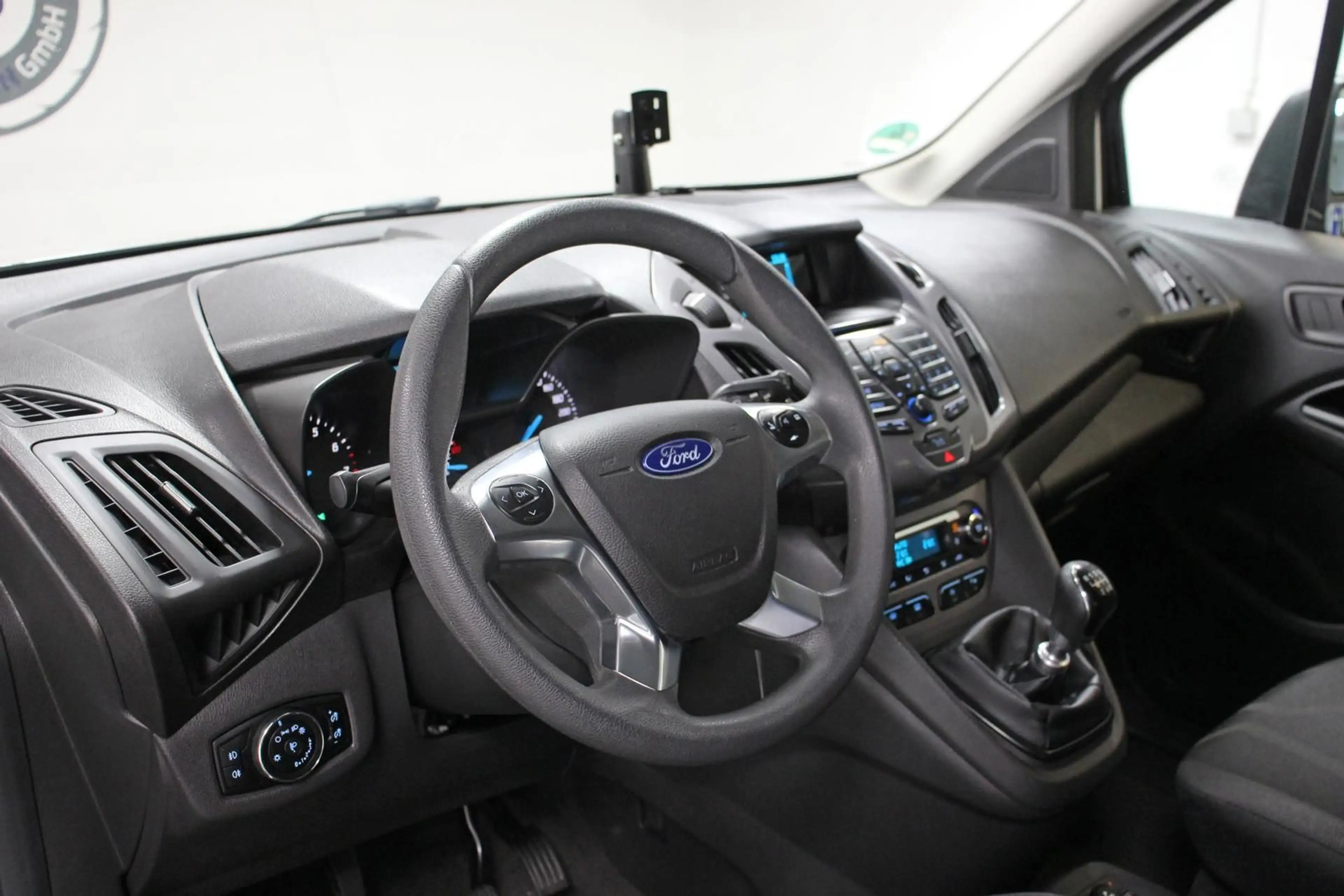 Ford Tourneo Connect 1.0 EcoBoost AHK PDC+ SHZ S.HEFT — photo 7