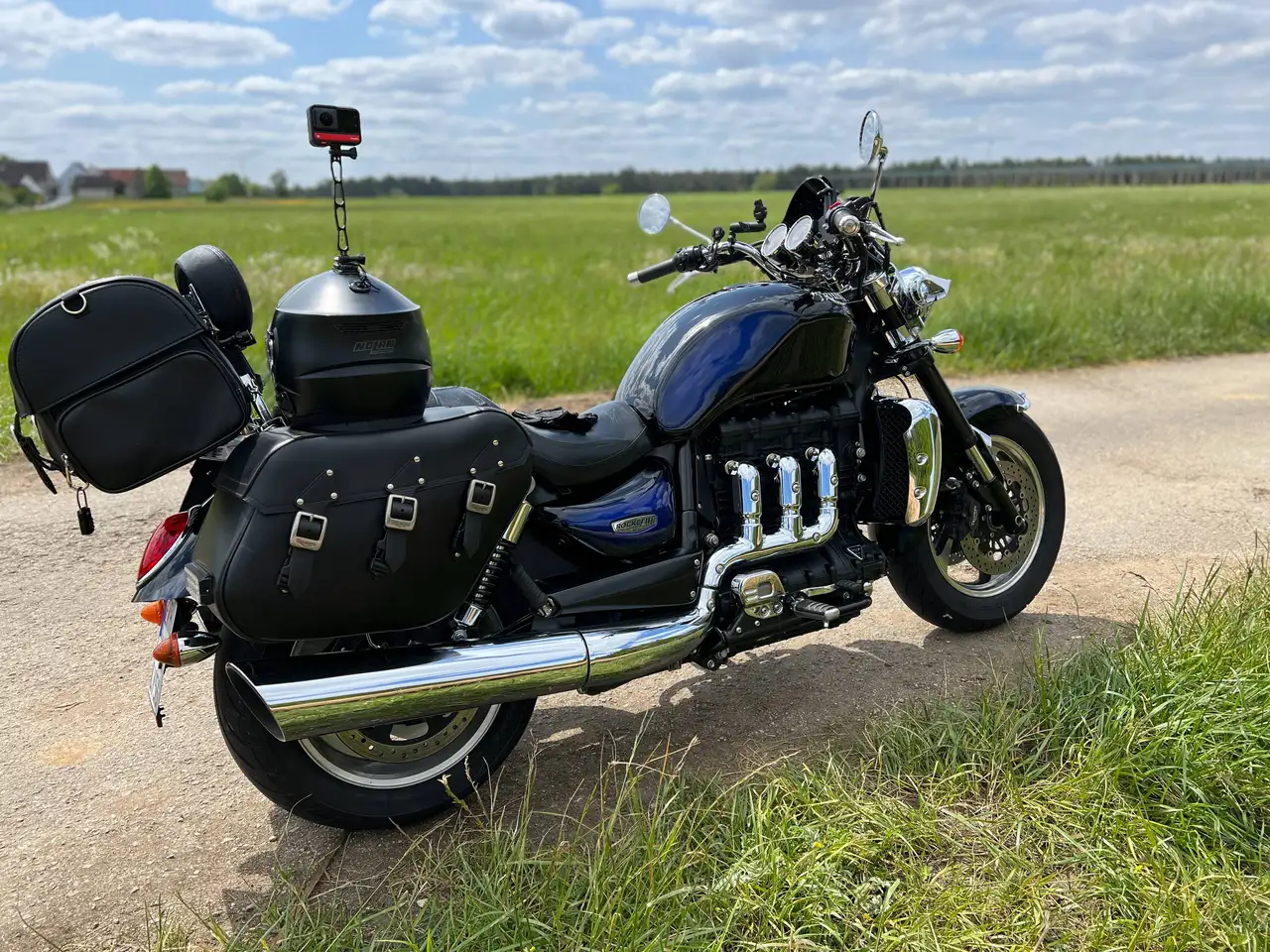Triumph Rocket III Roadster