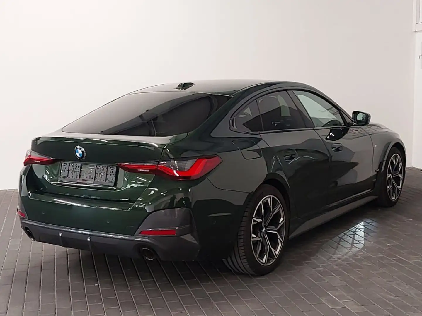 BMW 420 xD M Sport HeadUp DrivingProf 19" Grün - 2