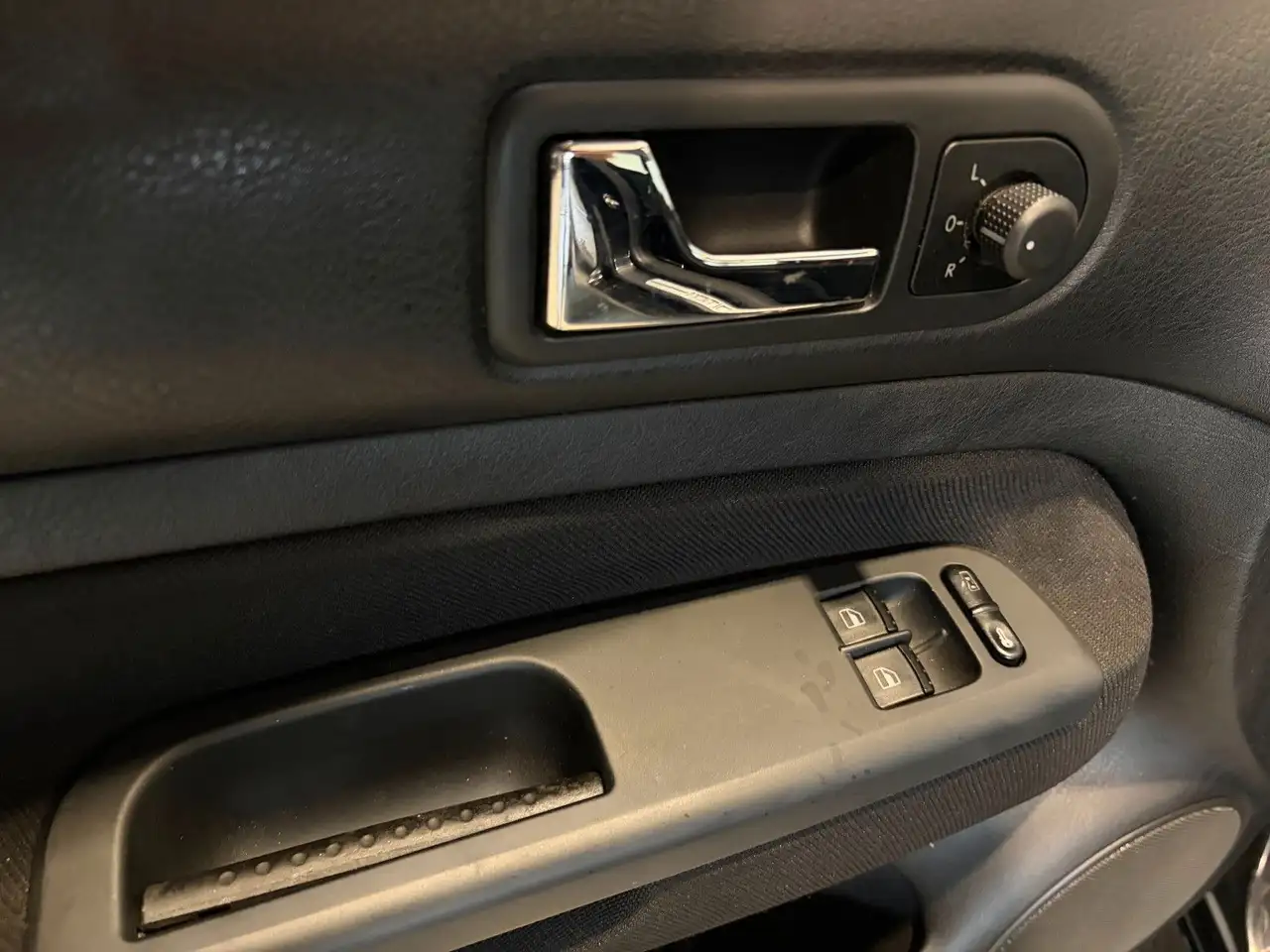 Volkswagen Golf 1.6 *Schiebedach, Sitzheizung, TÜV*, foto 11