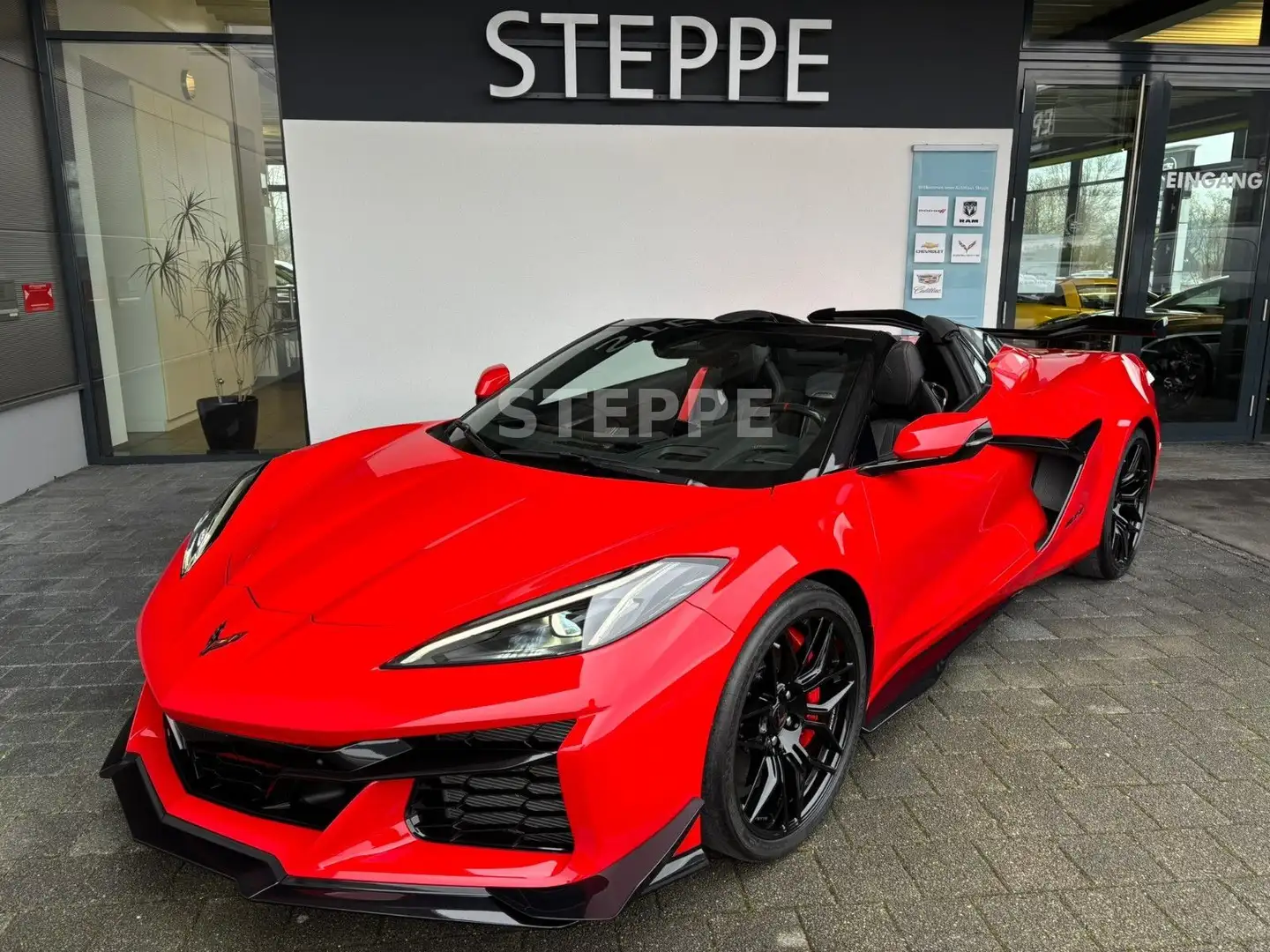 Corvette C8 2024 Z06 Convertible Z07 Package- Europamodell Rojo - 1