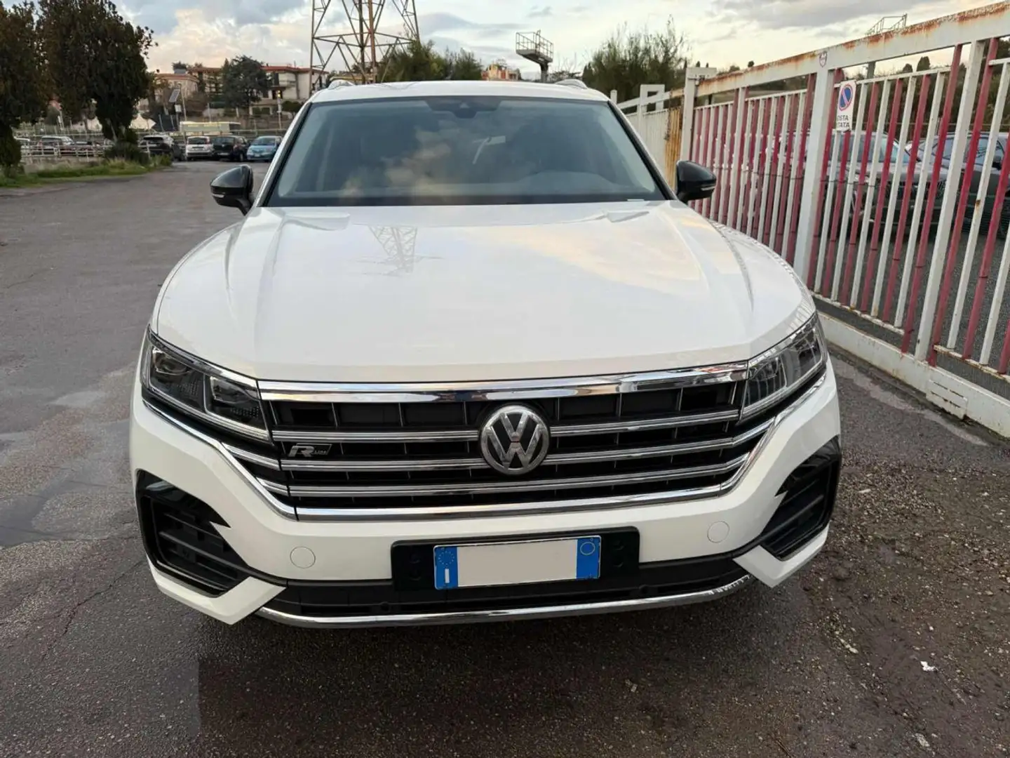 Volkswagen Touareg 3.0 V6 TDI 286 CV SCR R line Bianco - 2