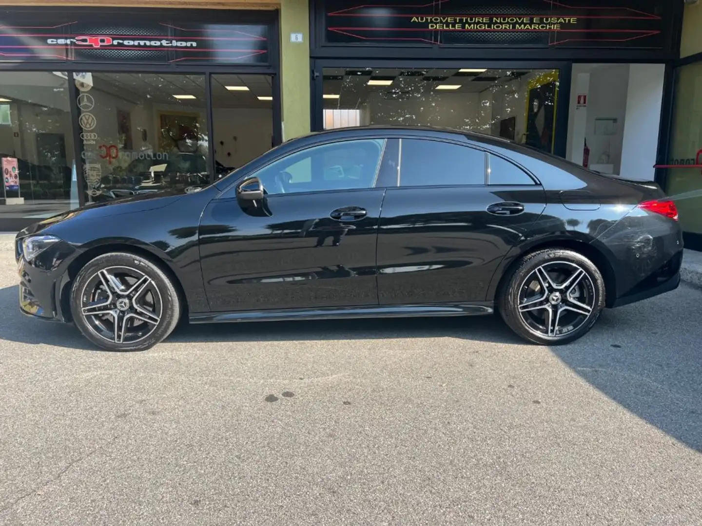 Mercedes-Benz CLA 250 e hybrid EQ Premium Nero - 2